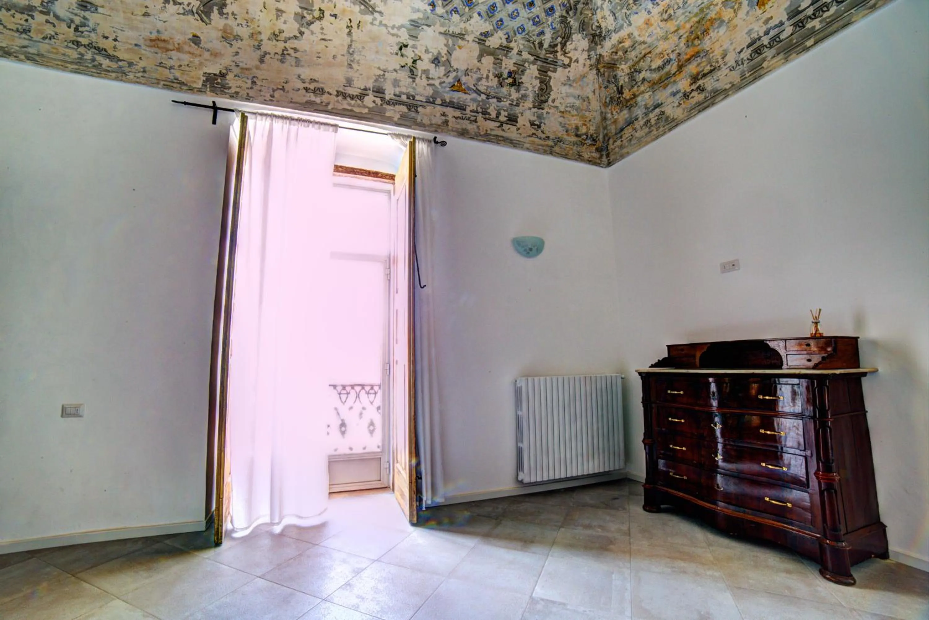 hair dresser in Donna Elena