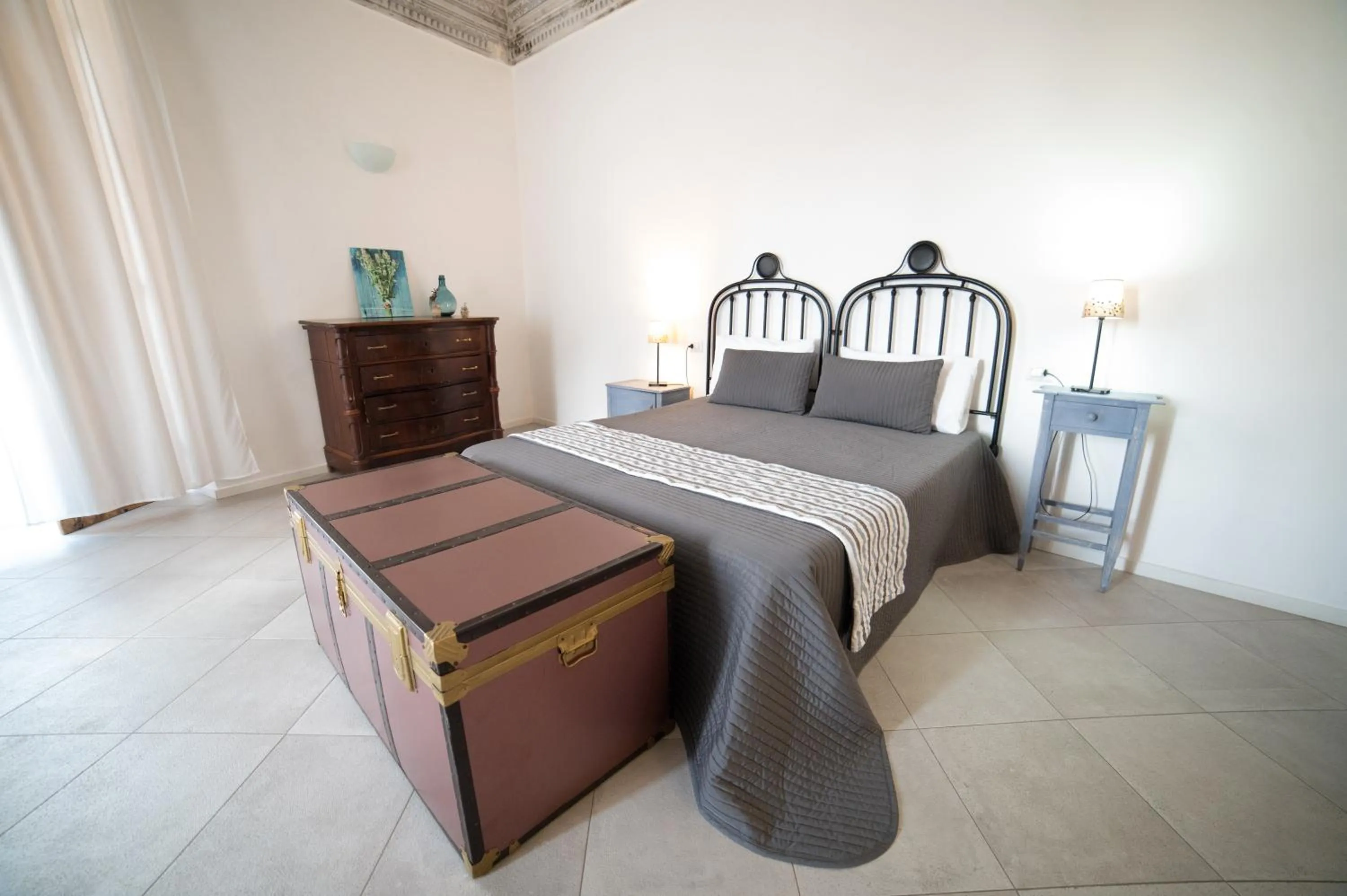 Bedroom, Bed in Donna Elena