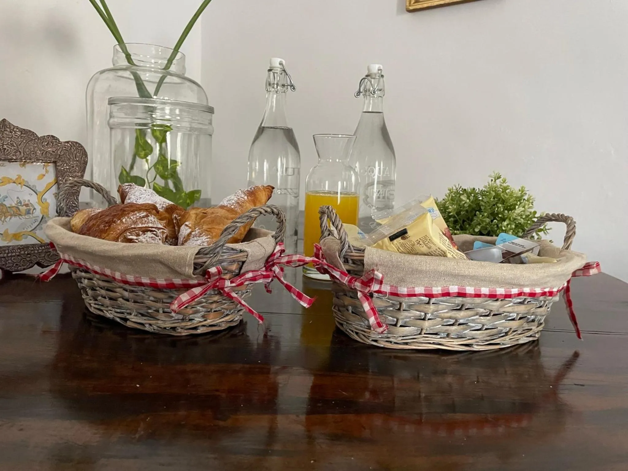 Breakfast in Donna Elena