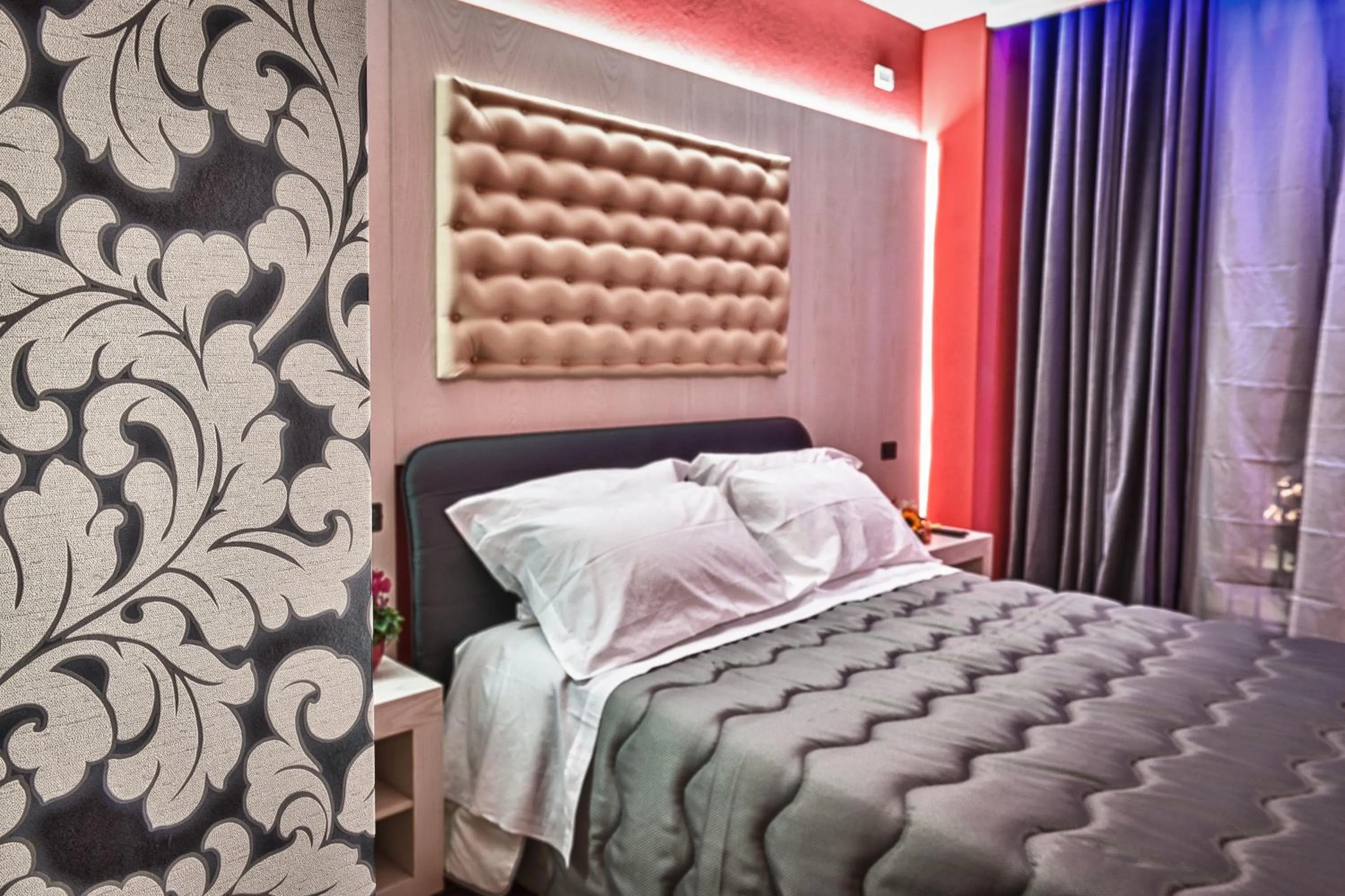 Photo of the whole room, Bed in Hotel Angioino & Spa