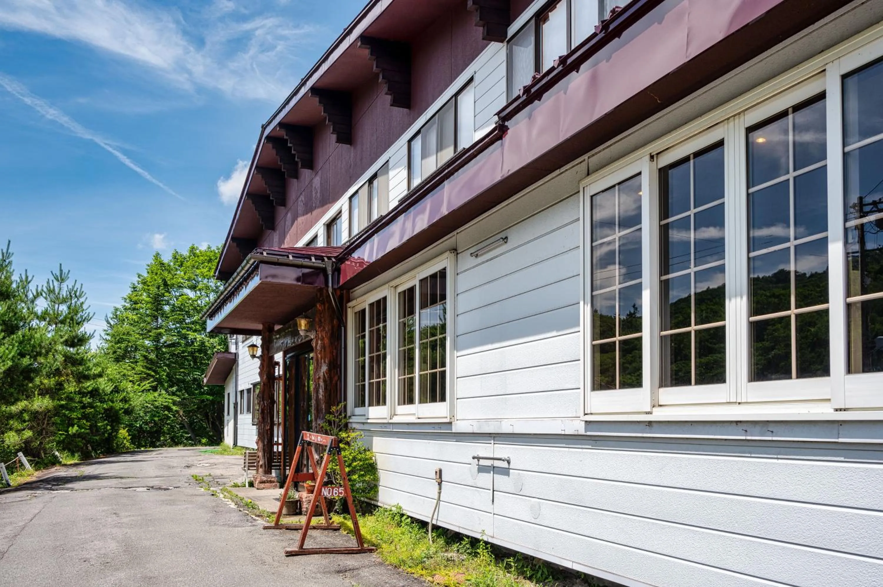 Property building in Hütte Jil Shirakabako at 1,400m