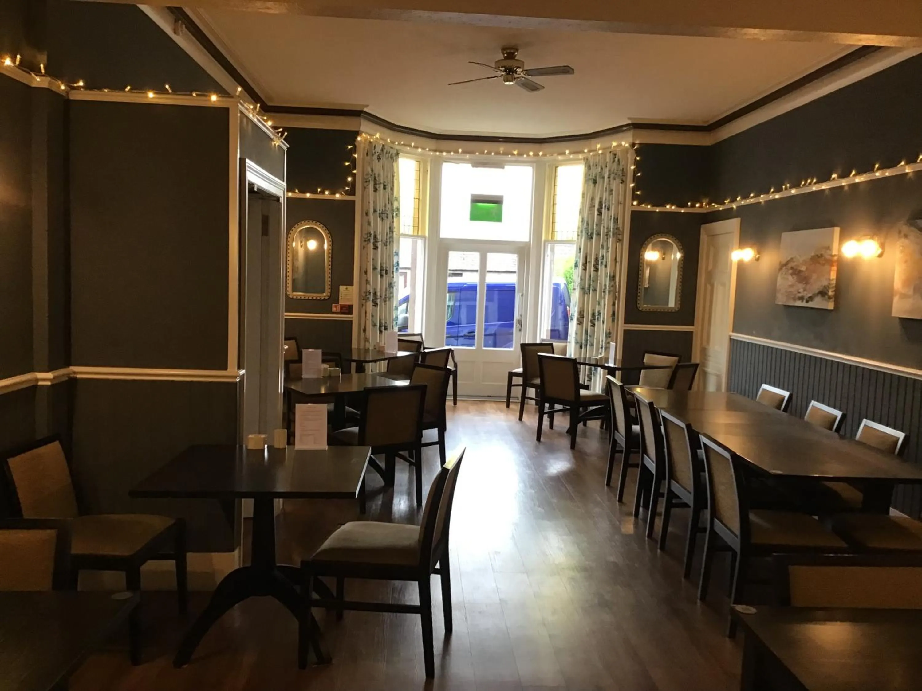 Breakfast in Belvedere Guest House