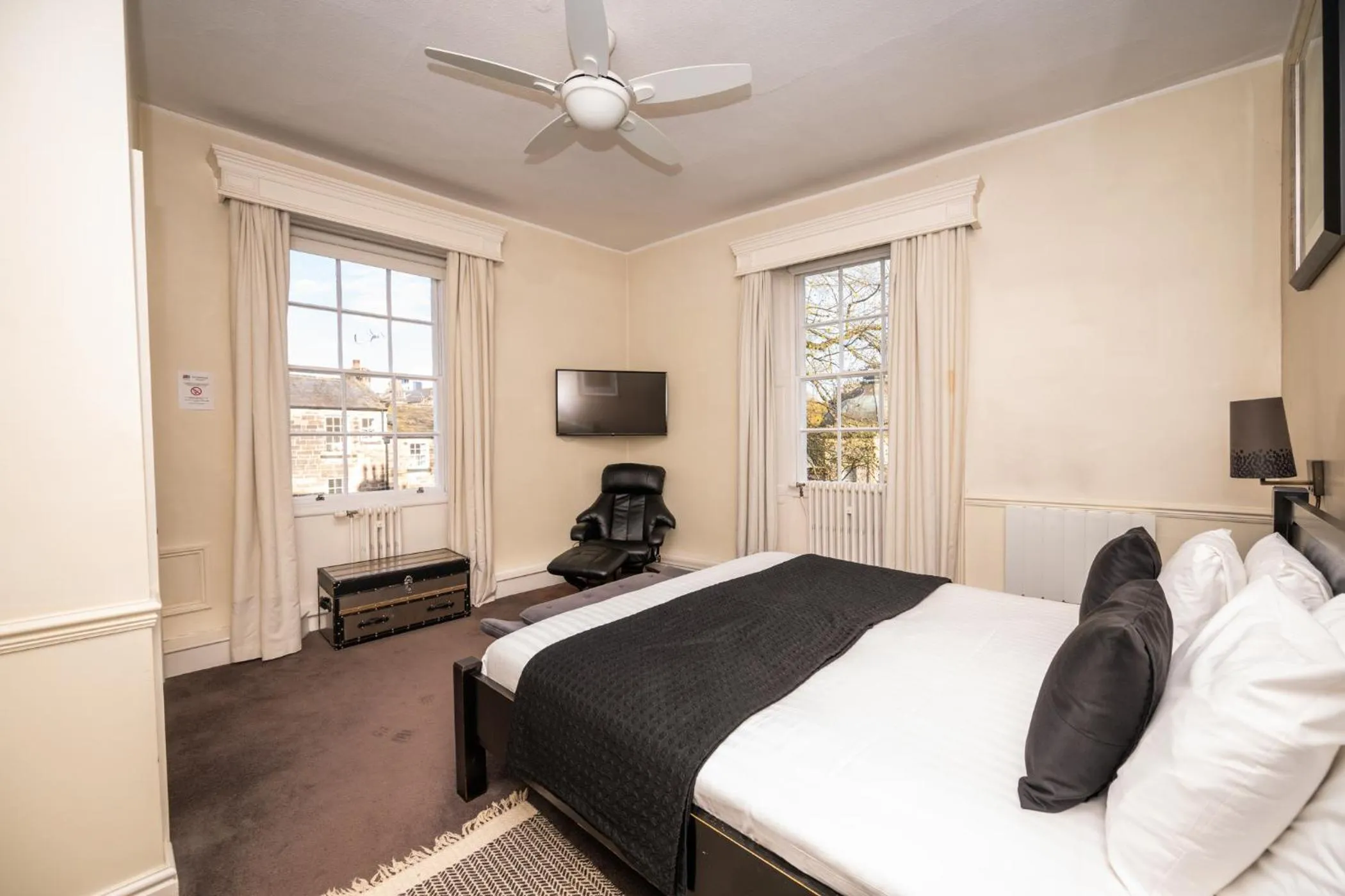 Bed in The Studley Hotel