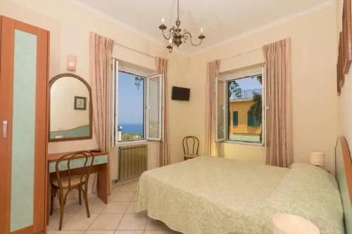 Hotel Monti