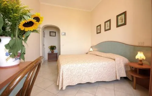 Hotel Monti