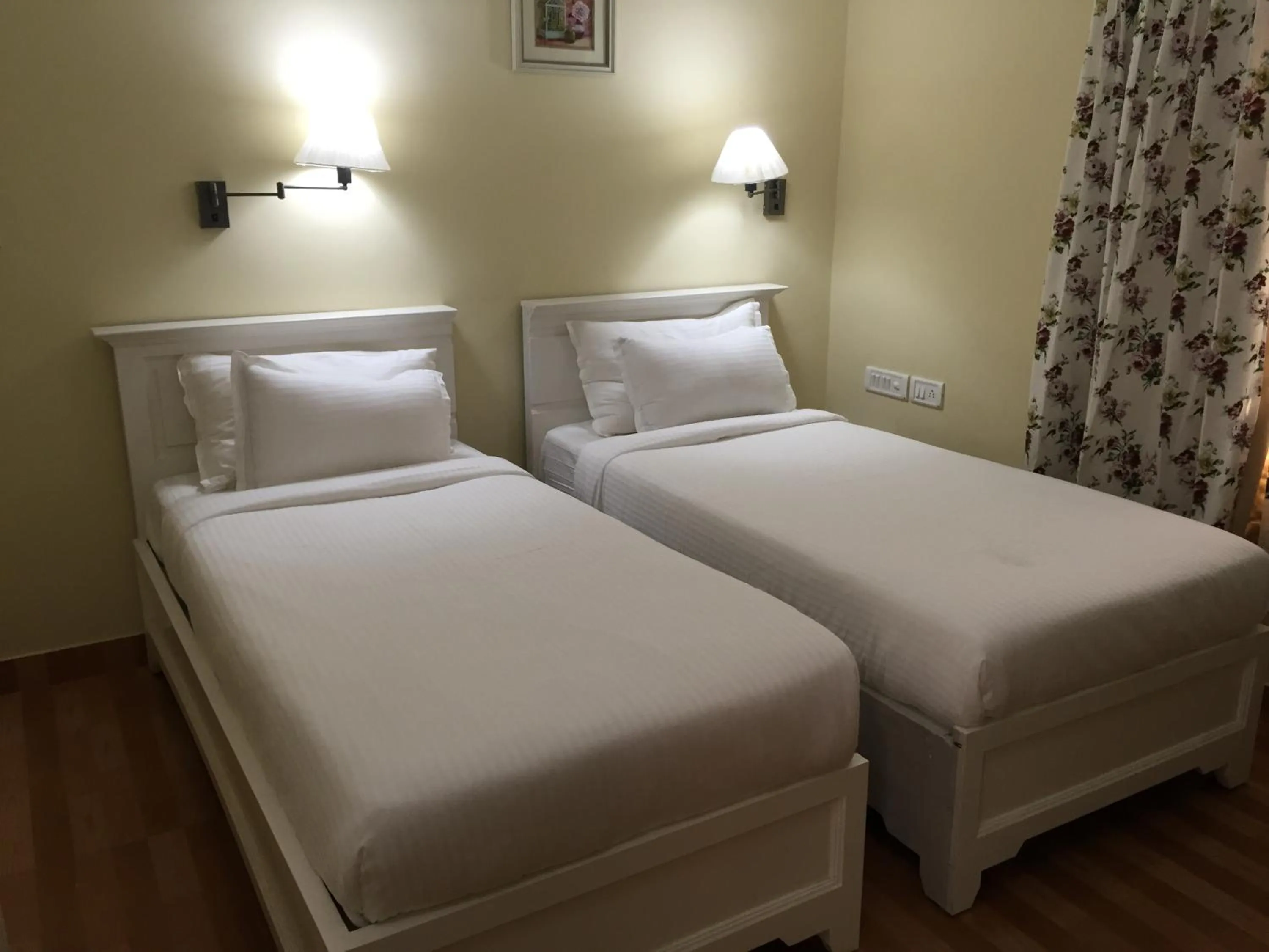 Bed in Daffodils Spice Court