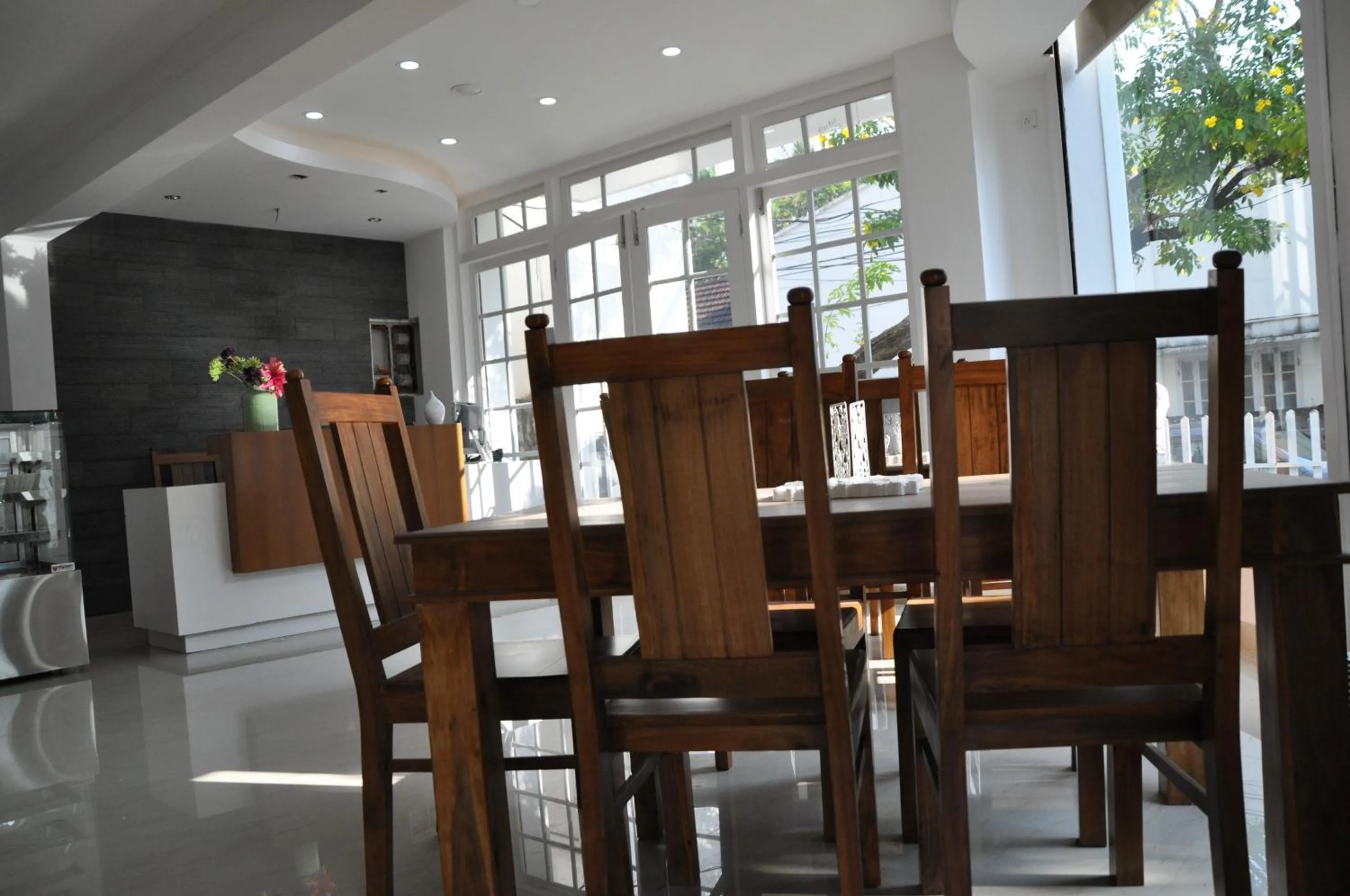 Restaurant/places to eat in Daffodils Spice Court