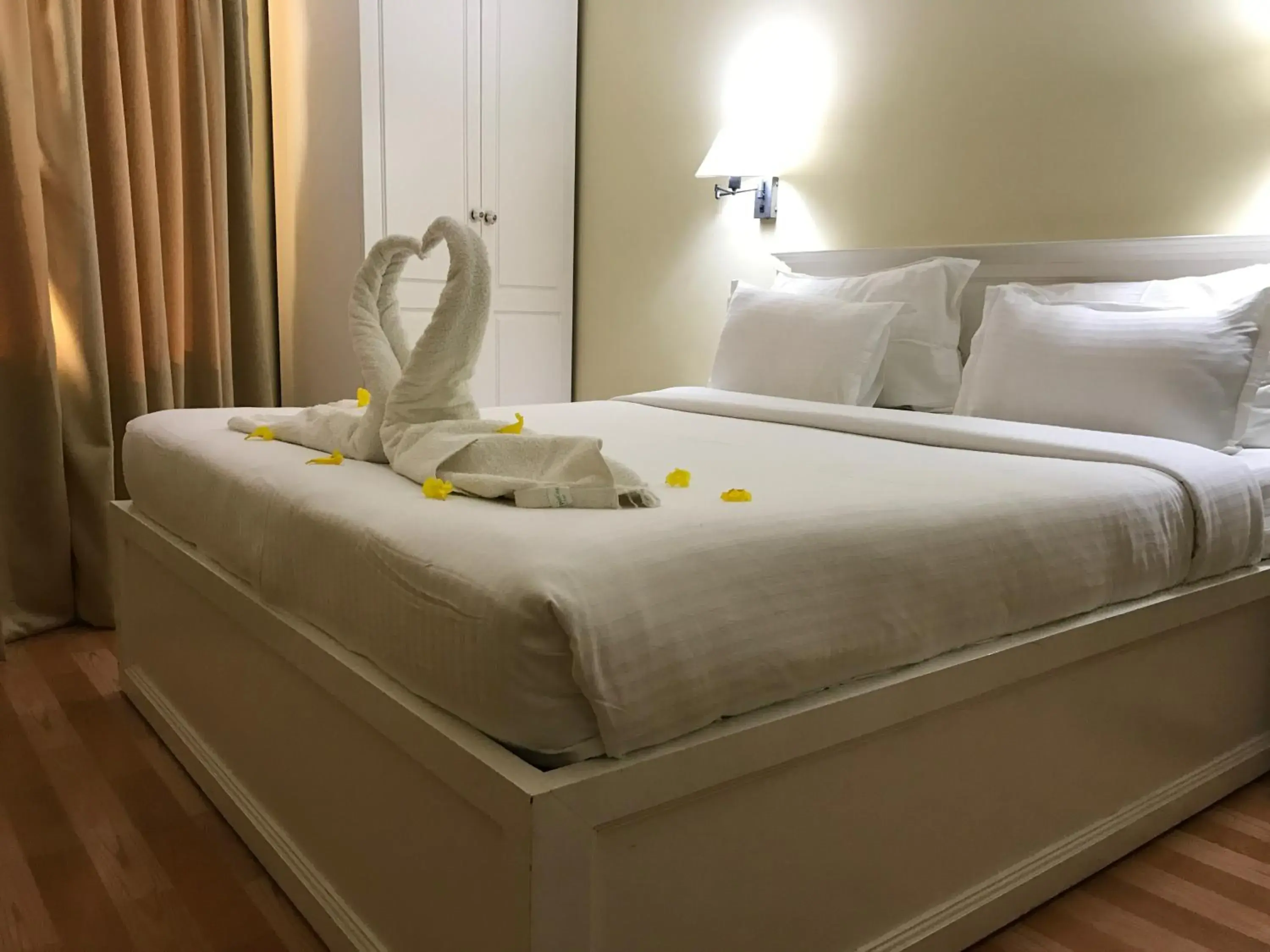 Double Room with Balcony (2 Adults + 1 Child) in Daffodils Spice Court Double Room with Balcony (2 Adults + 1 Child) in Daffodils Spice Court
