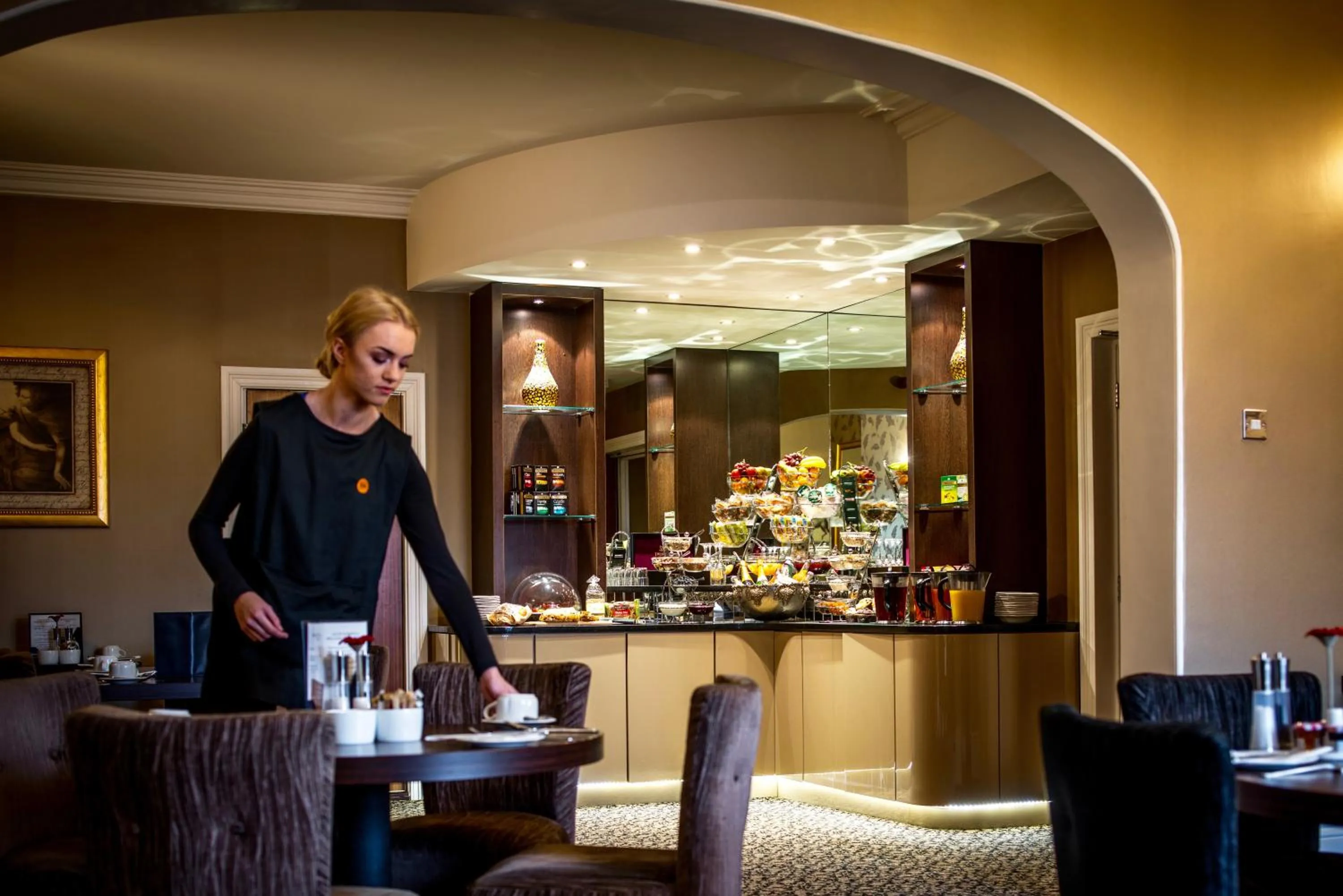 Food and drinks in York House Hotel