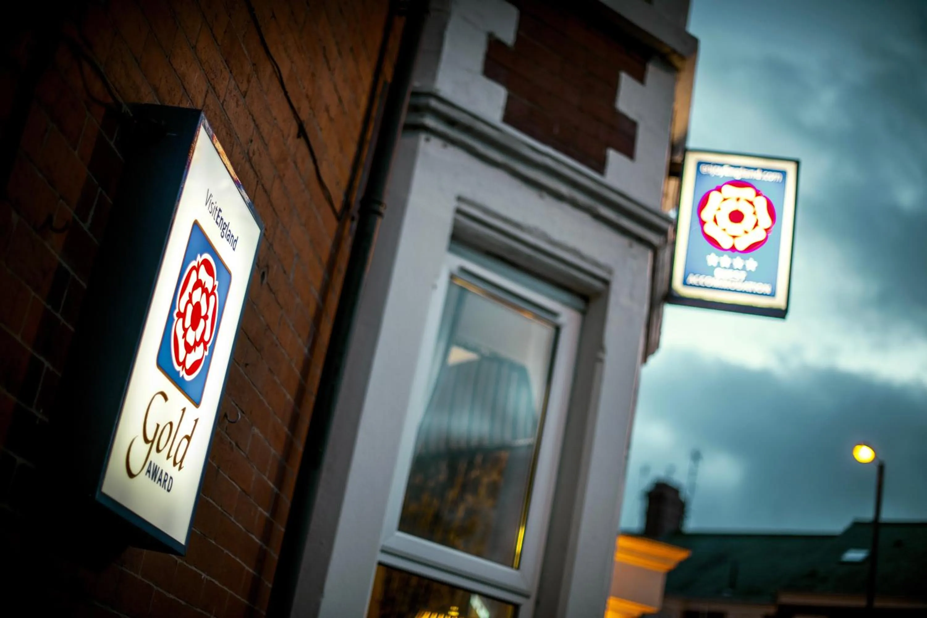 Sunset in York House Hotel