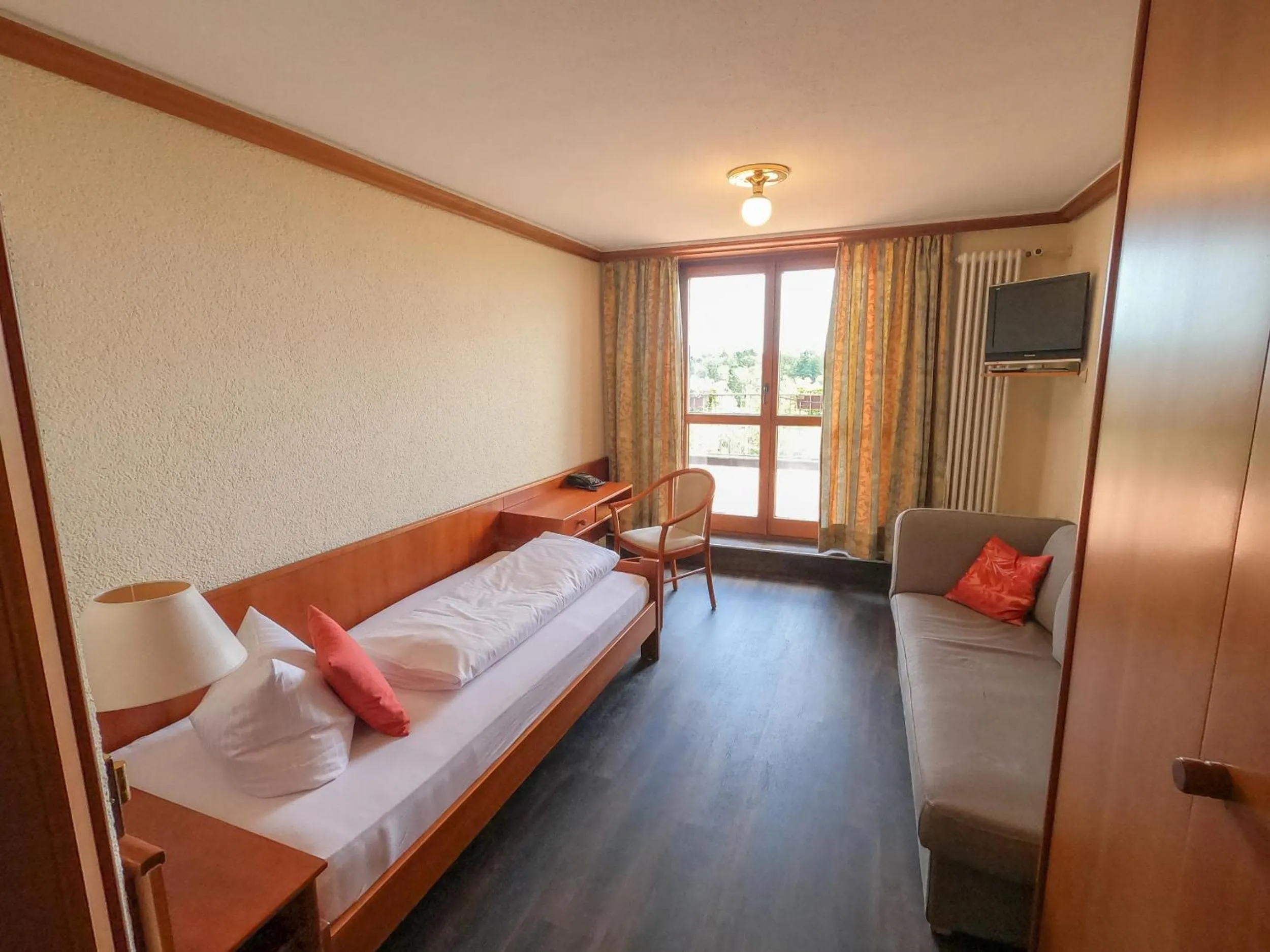 Bed in Berggasthof Höchsten