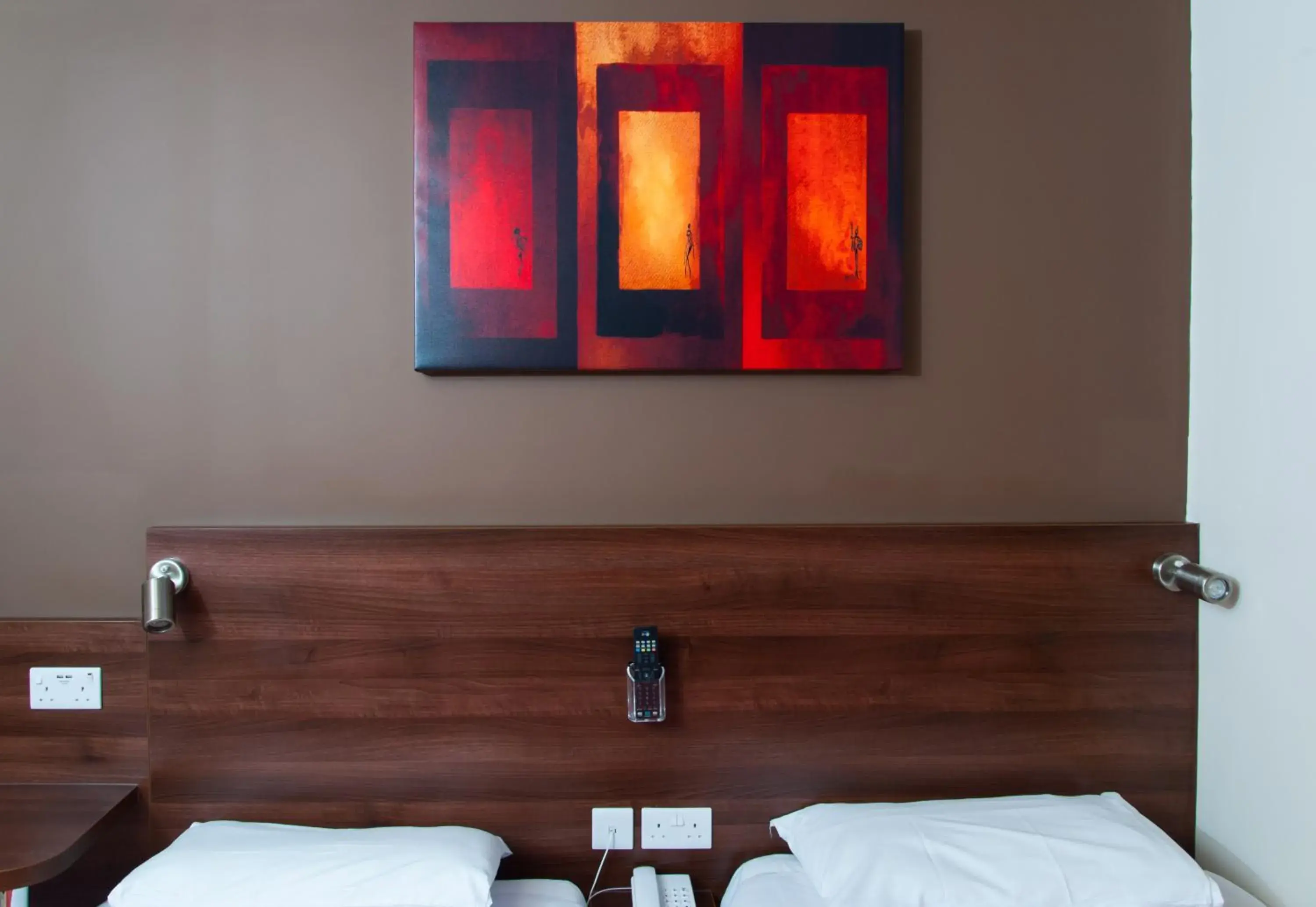 Bed in Marble Arch Inn Bed in Marble Arch Inn