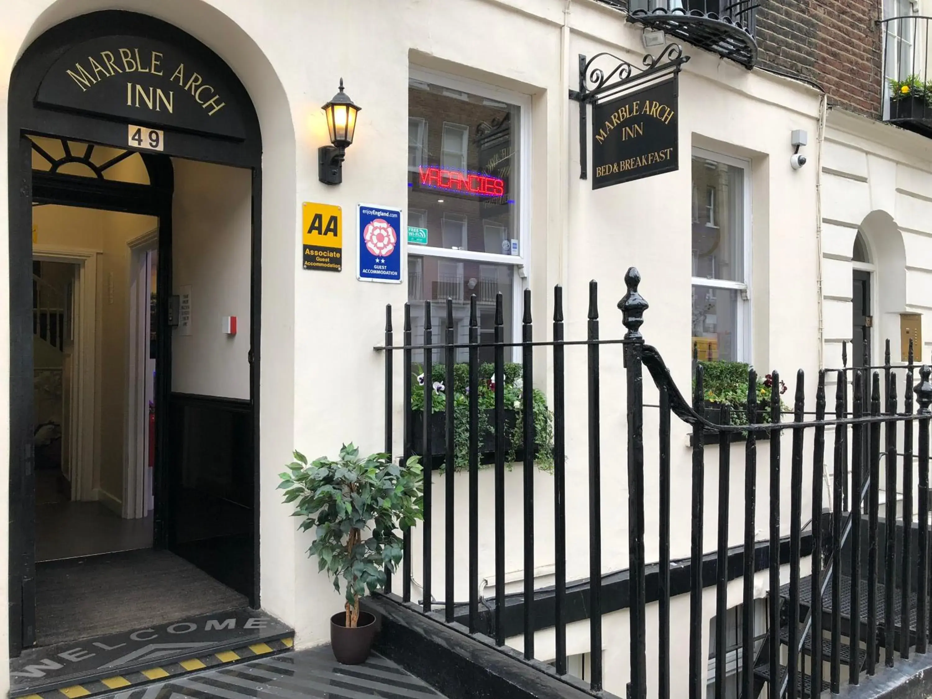 Facade/entrance in Marble Arch Inn Facade/entrance in Marble Arch Inn
