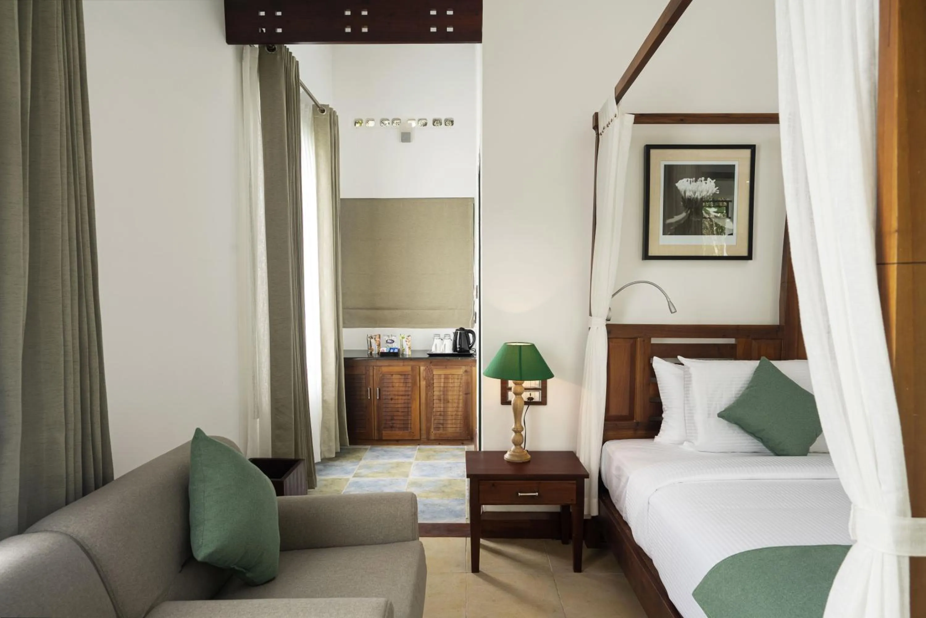 Bedroom, Bed in Reen Resorts Aanavilasam Plantation Thekkady