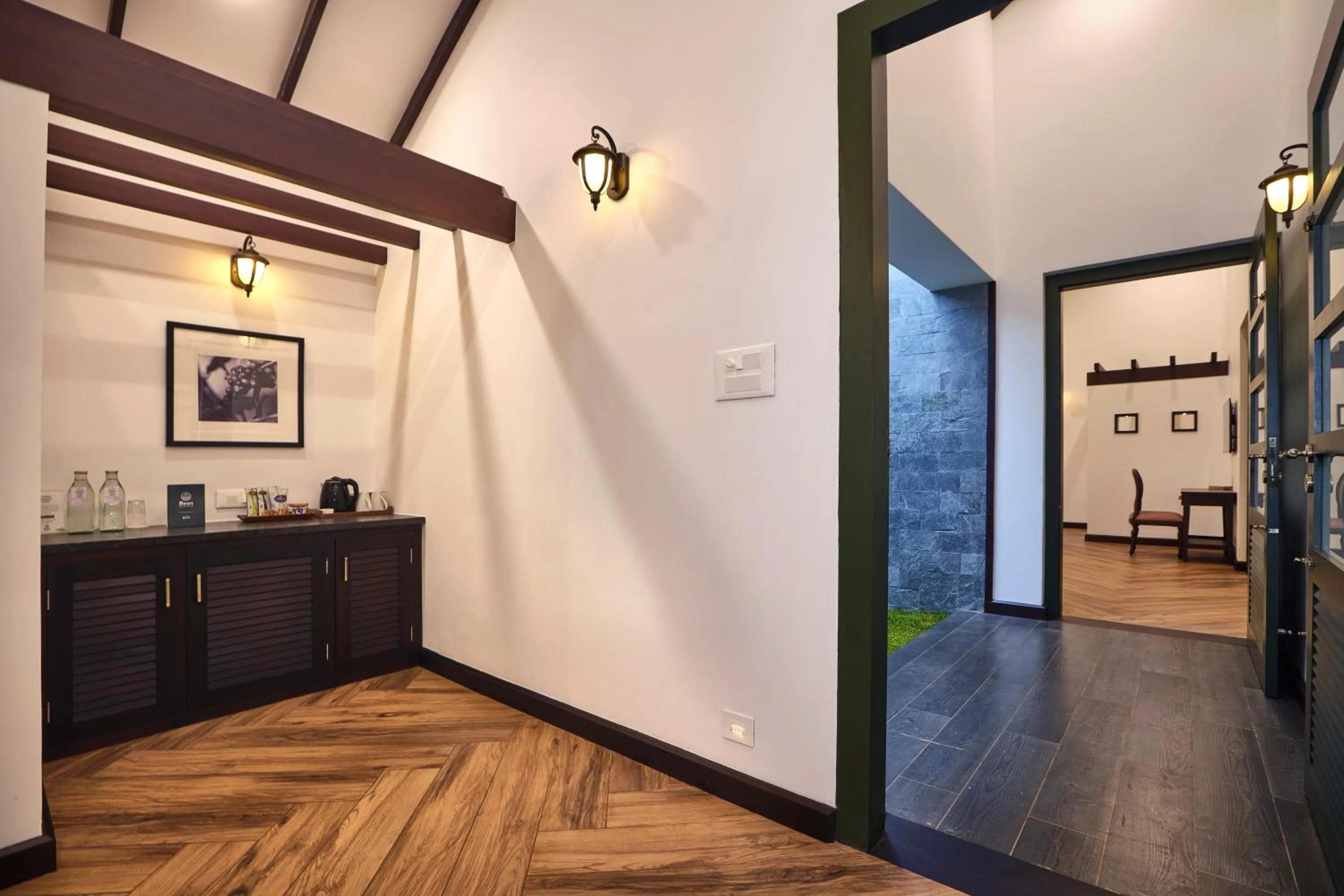 Living room in Reen Resorts Aanavilasam Plantation Thekkady