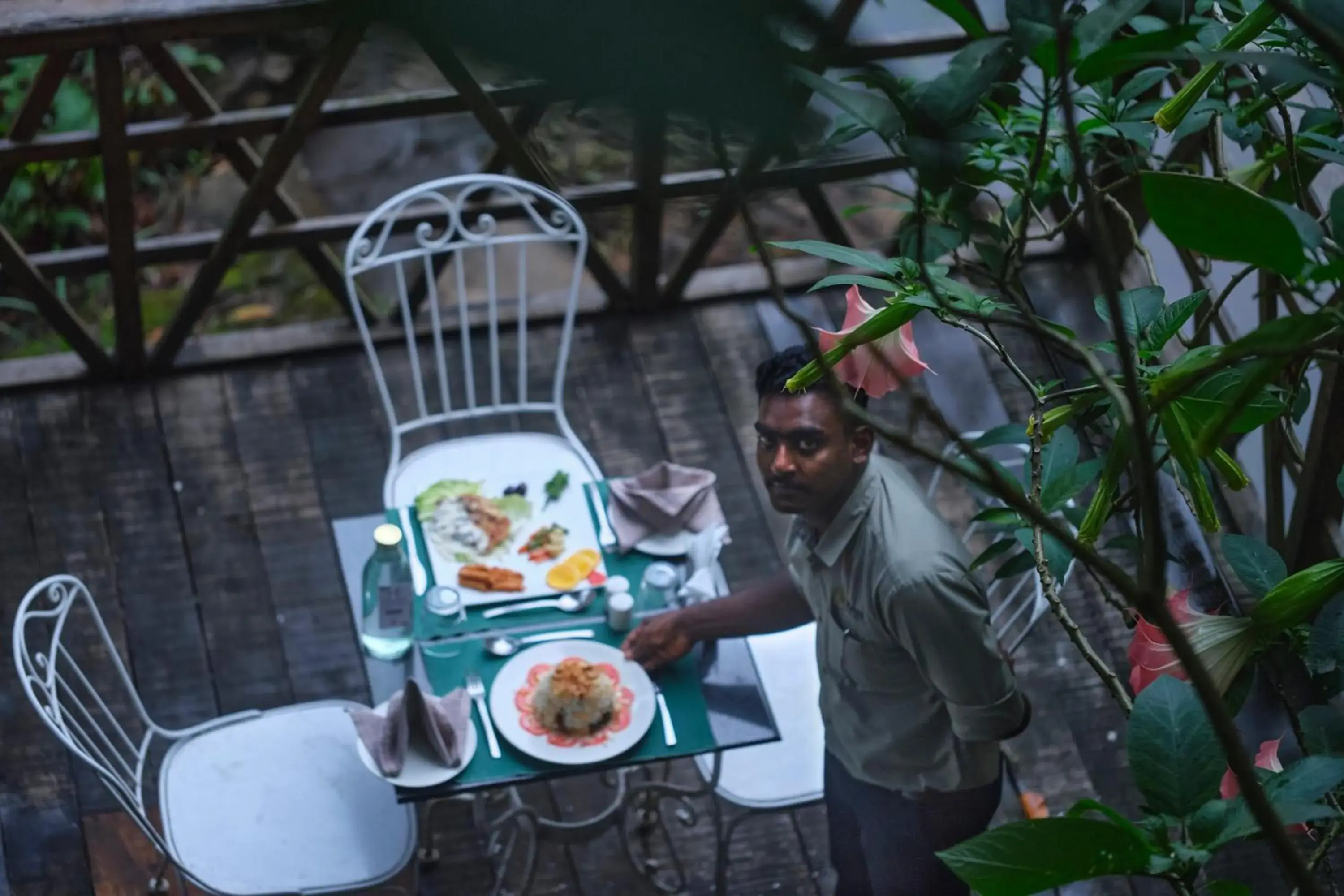 Restaurant/places to eat in Reen Resorts Aanavilasam Plantation Thekkady Restaurant/places to eat in Reen Resorts Aanavilasam Plantation Thekkady