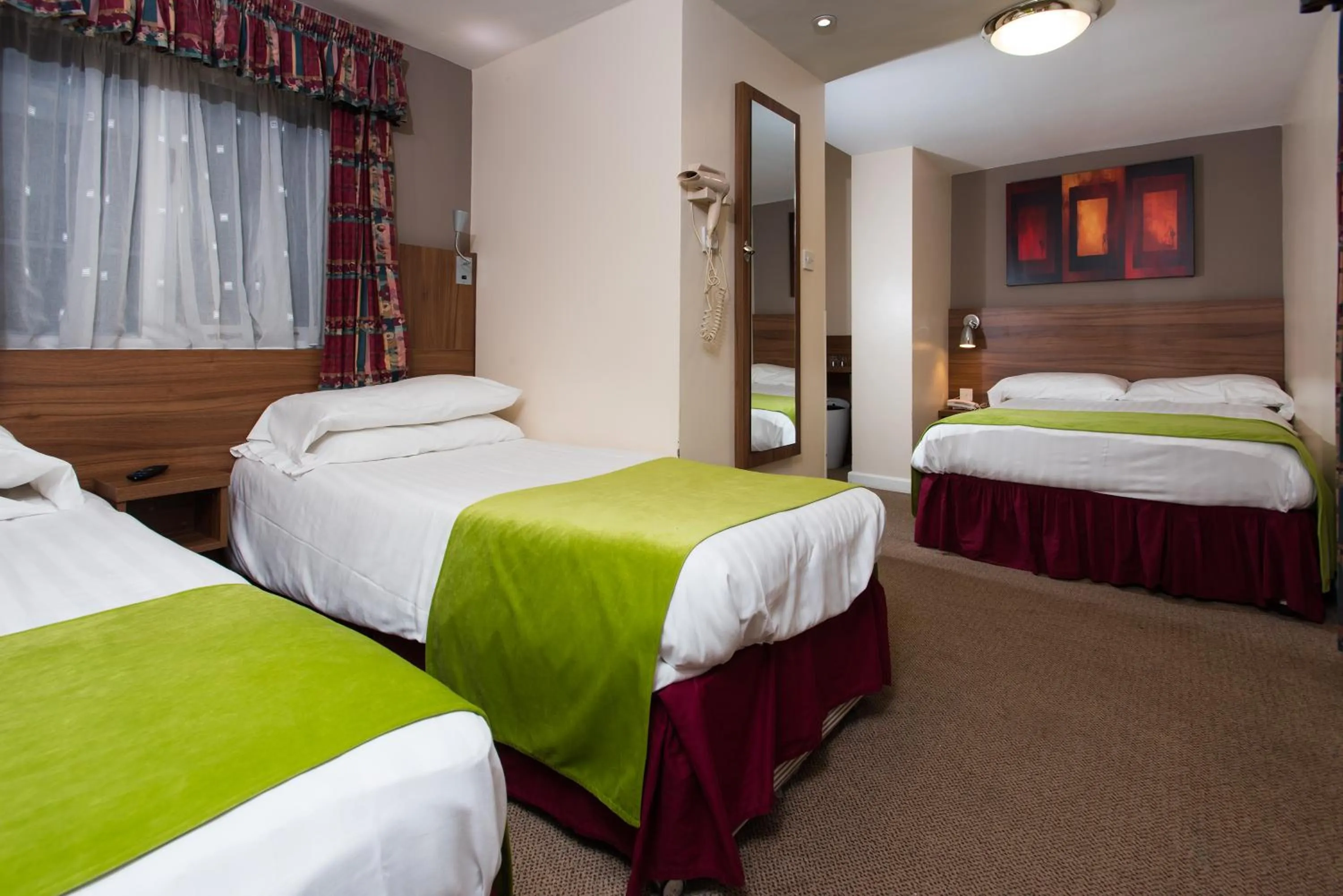 Photo of the whole room, Bed in Dover Hotel - B&B