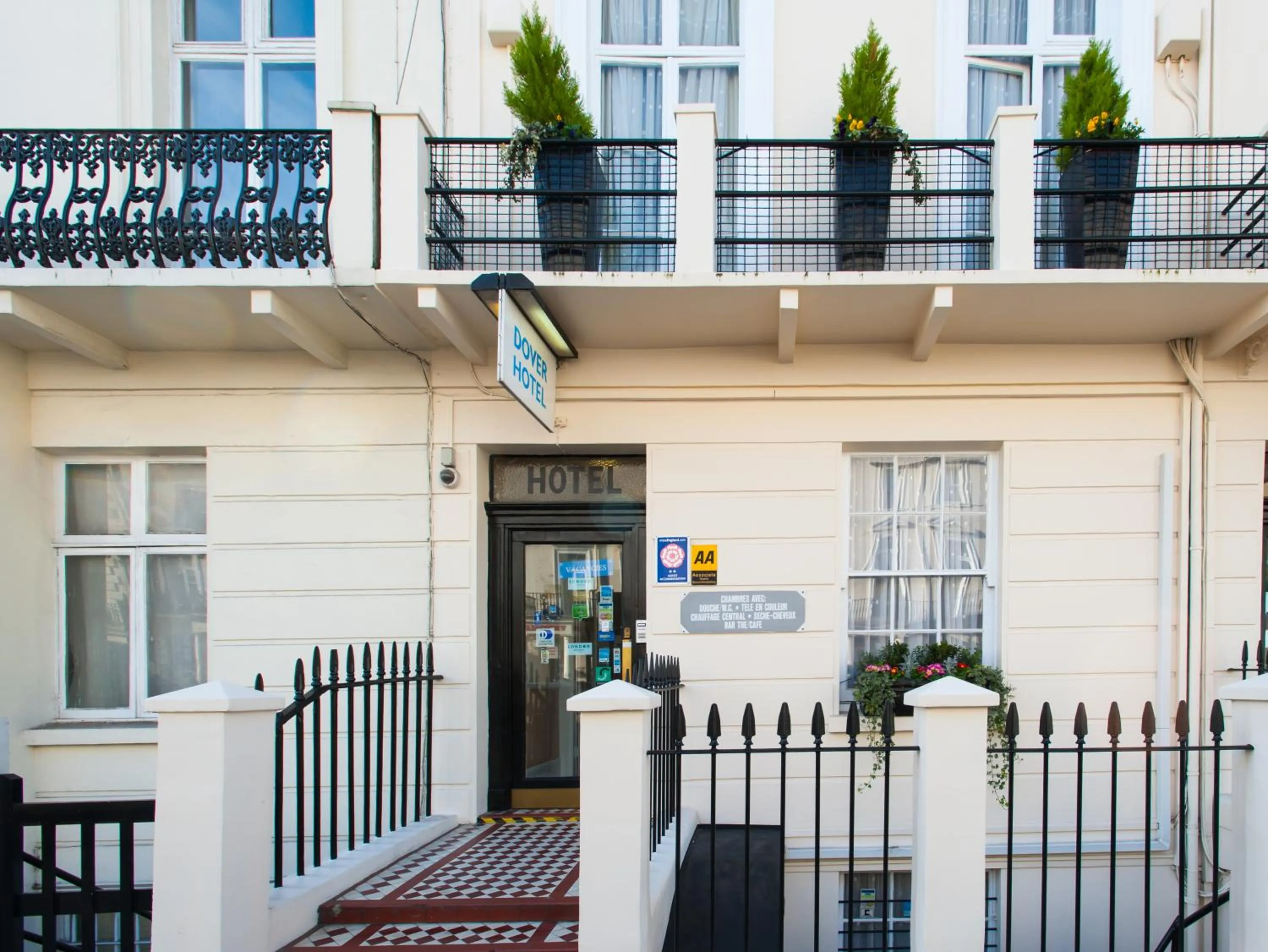 Property building in Dover Hotel - B&B