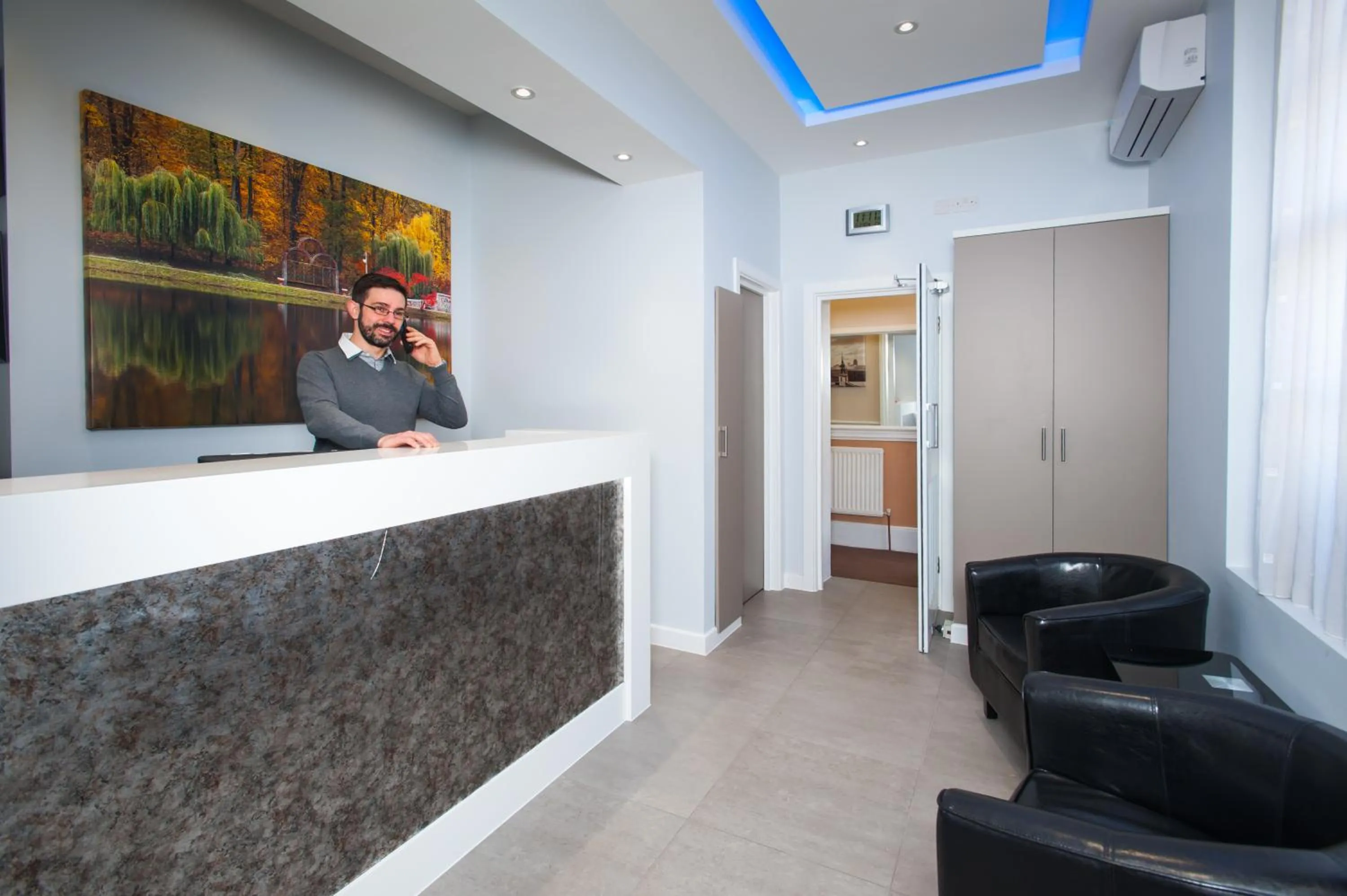 Lobby or reception in Dover Hotel - B&B