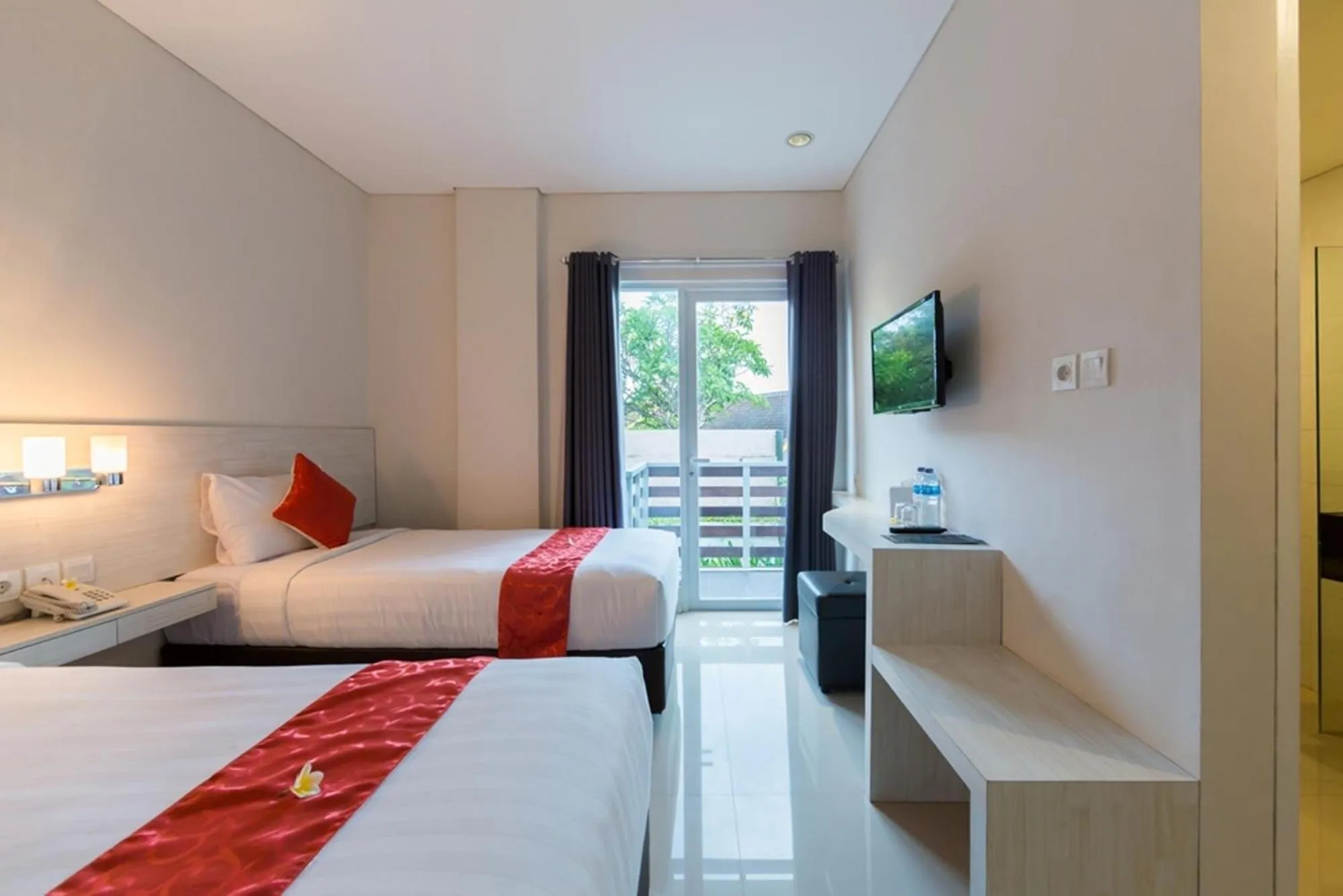 Bed in The Rinaya Canggu by ecommerceloka
