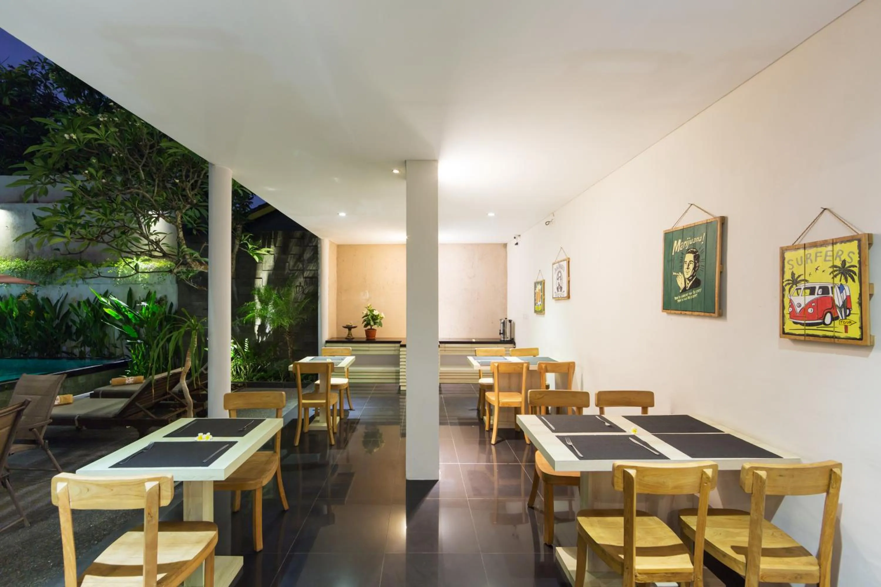 Coffee/tea facilities in The Rinaya Canggu by ecommerceloka