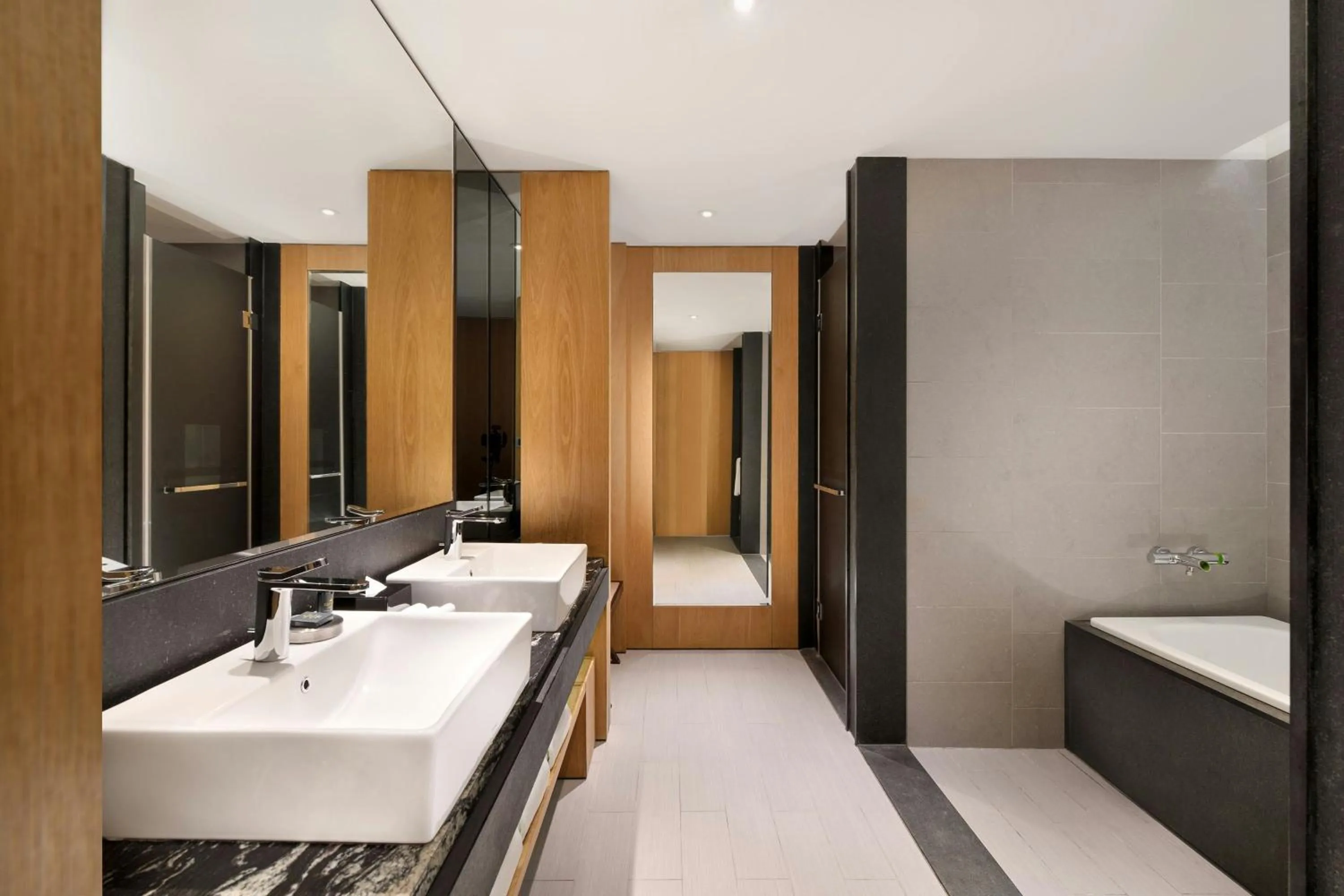 Bathroom in Aloft Taipei Zhongshan