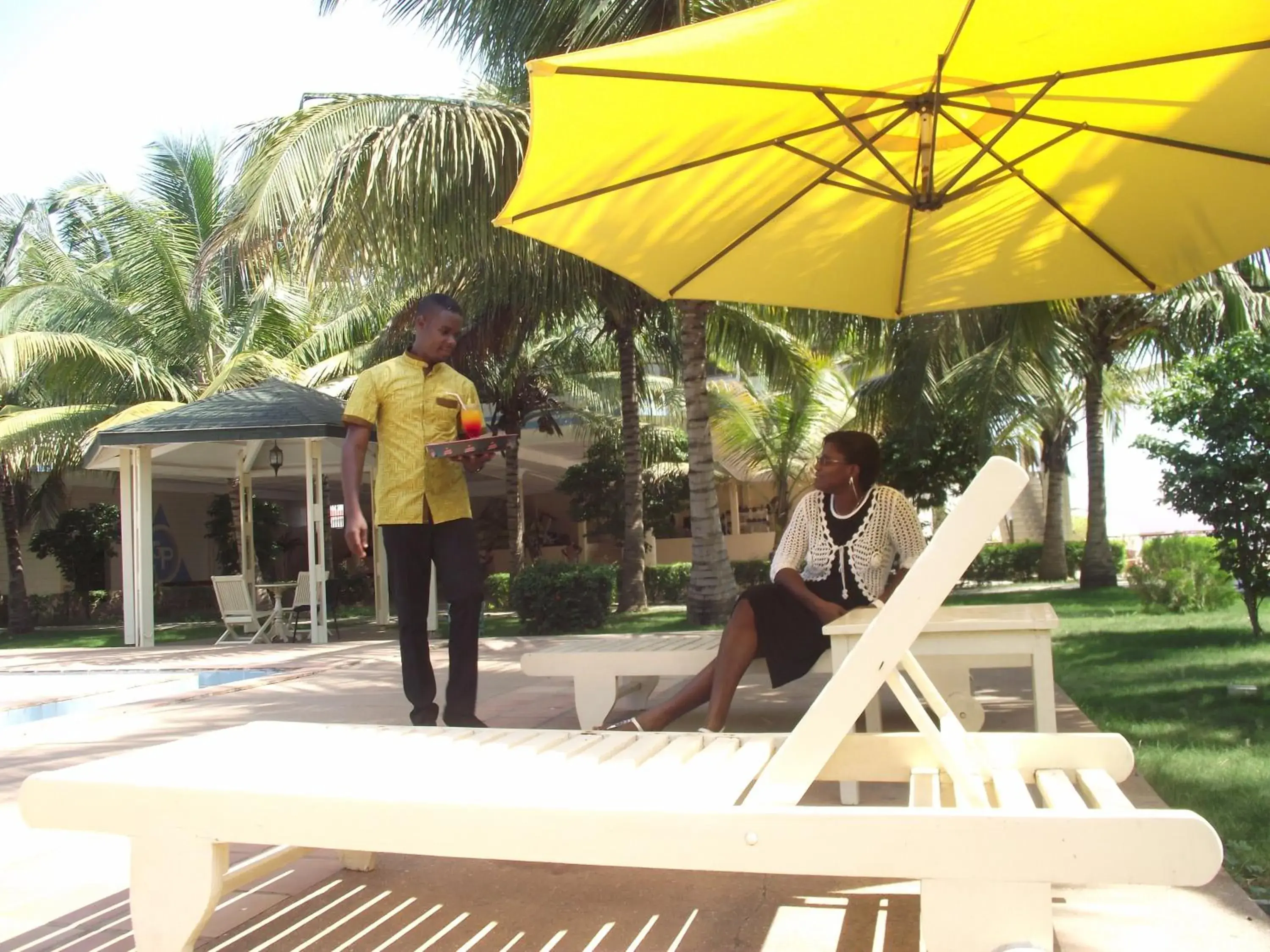 Swimming pool in Hotel Ghis Palace Swimming pool in Hotel Ghis Palace