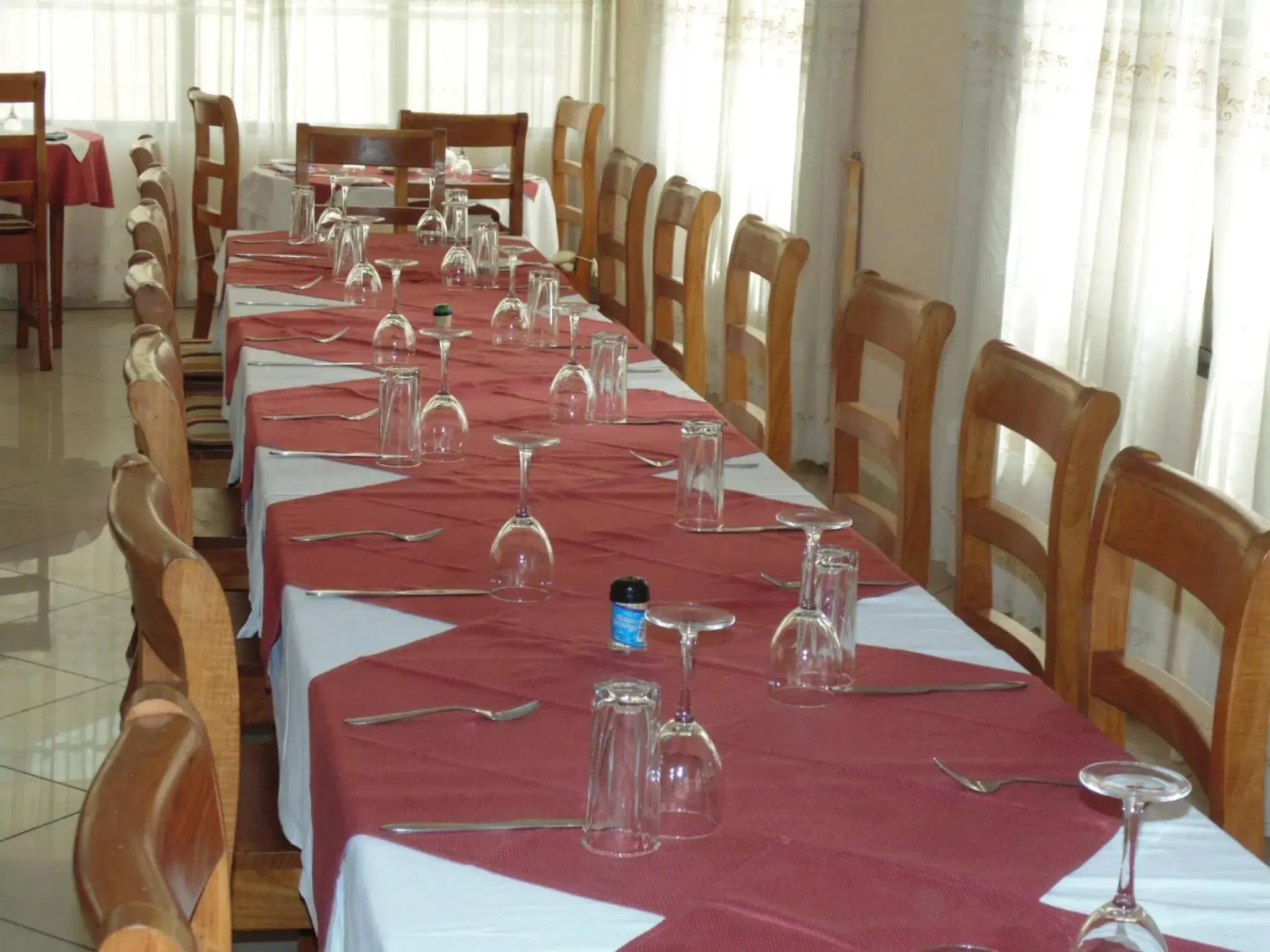 Restaurant/places to eat in Hotel Ghis Palace Restaurant/places to eat in Hotel Ghis Palace