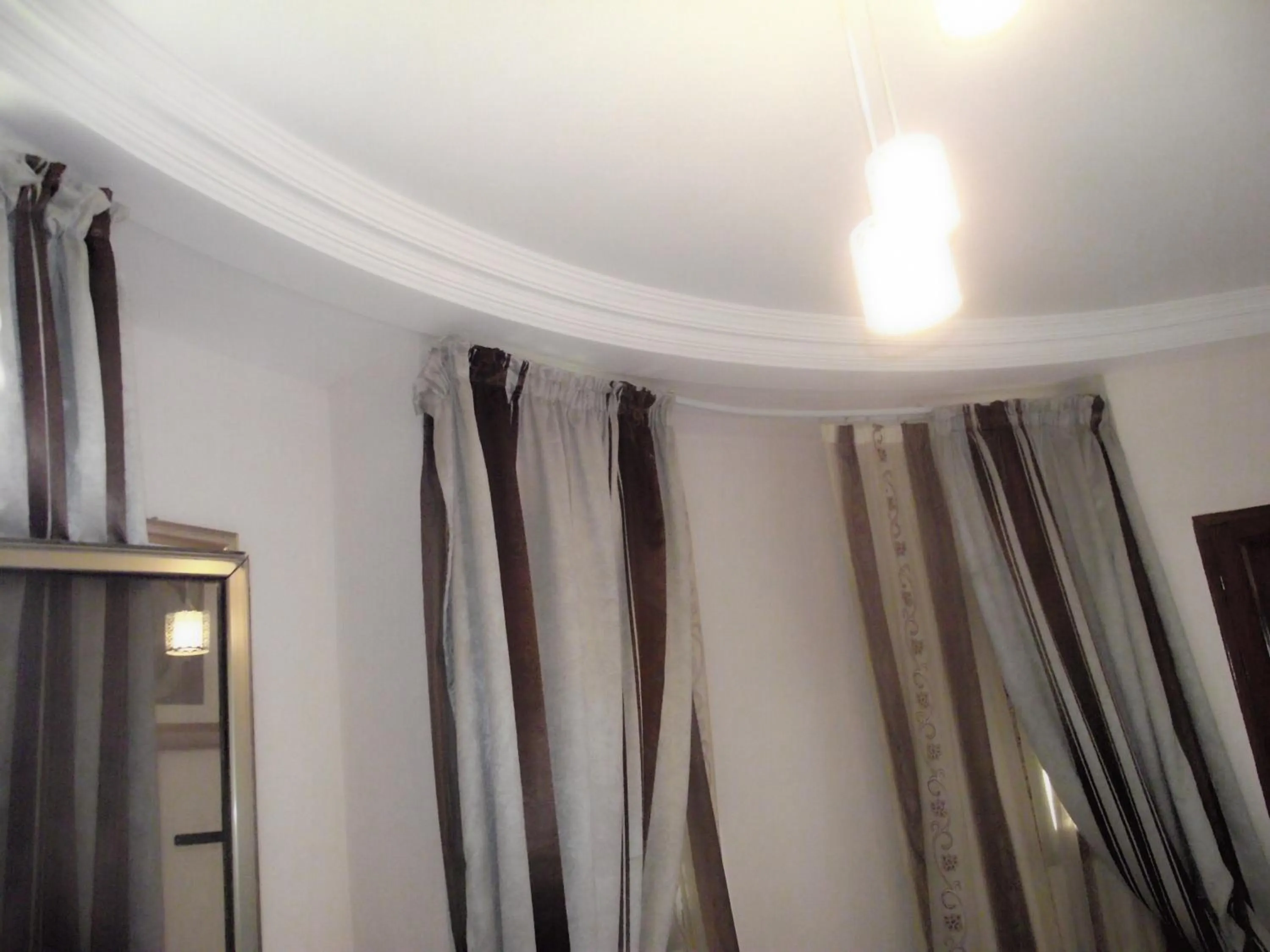 Bedroom in Hotel Ghis Palace