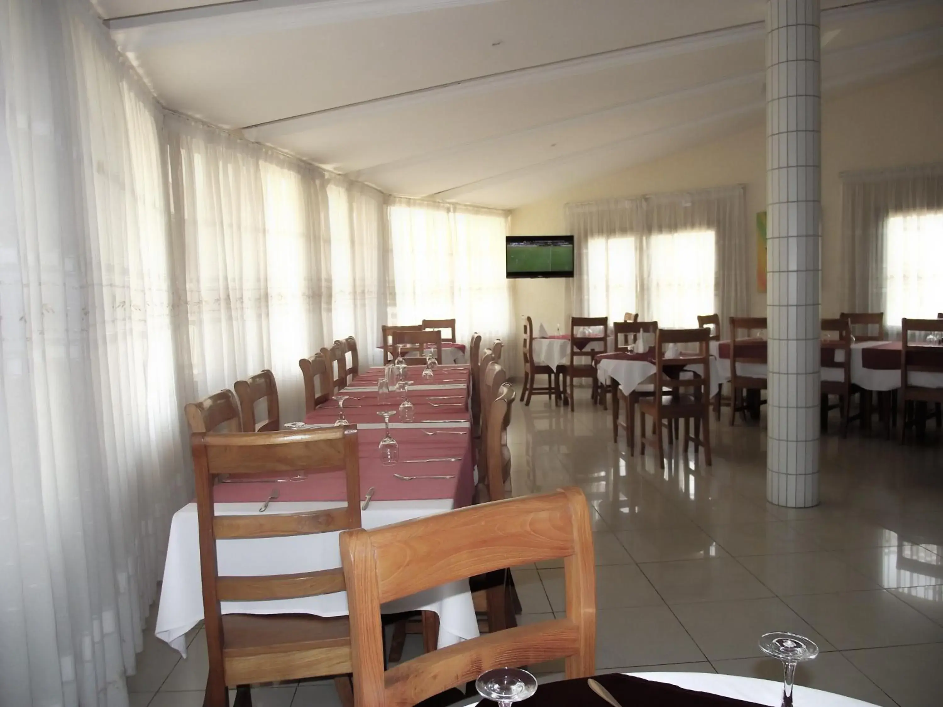 Restaurant/places to eat in Hotel Ghis Palace Restaurant/places to eat in Hotel Ghis Palace