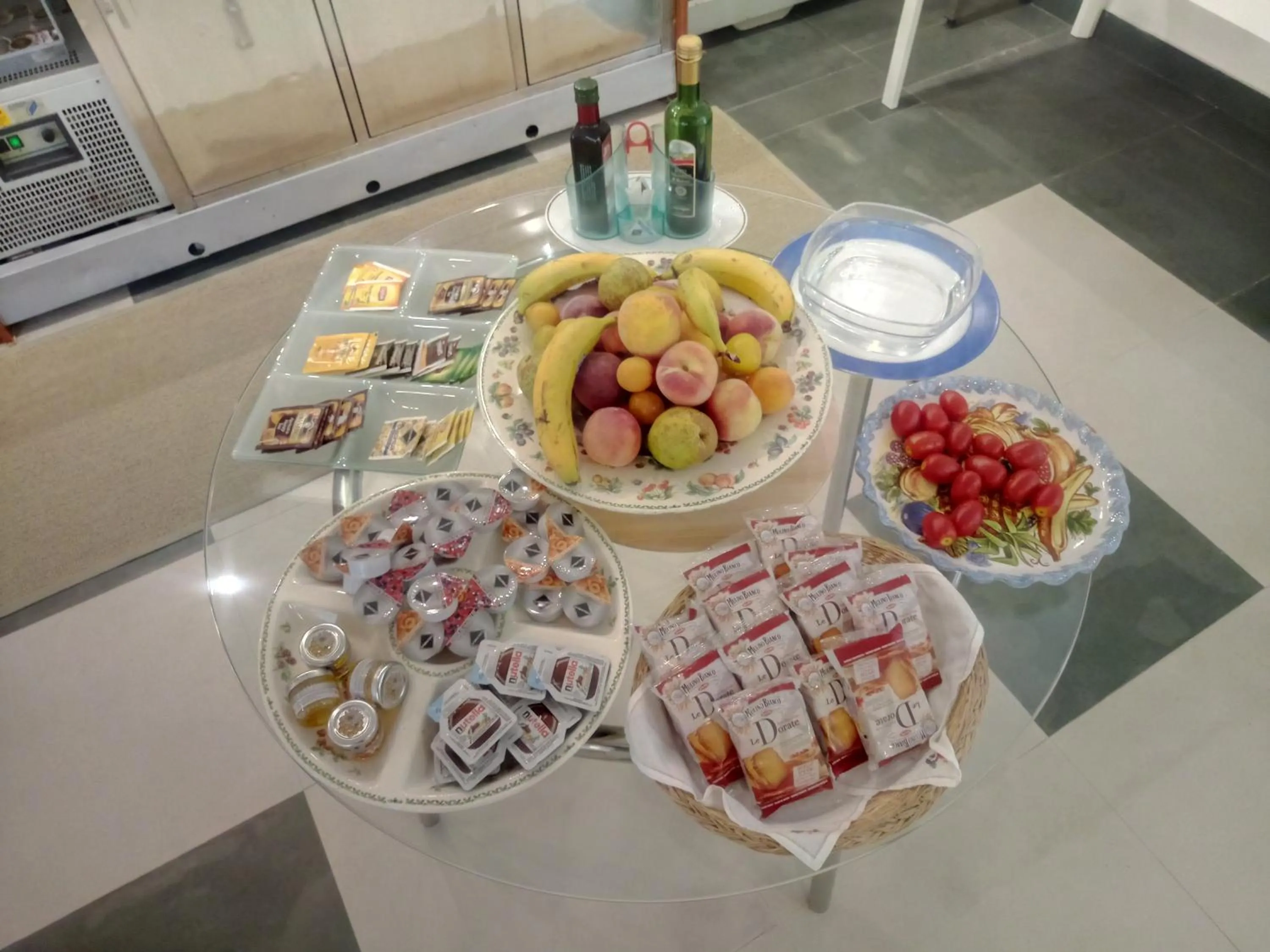Continental breakfast in Lido Di Procida Guest House