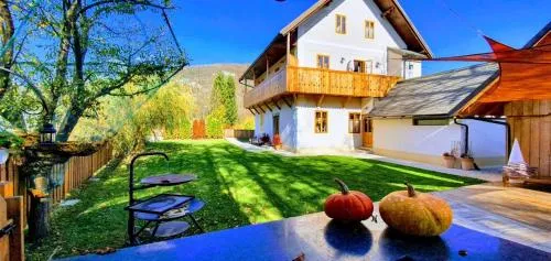 Butterfly Lodge