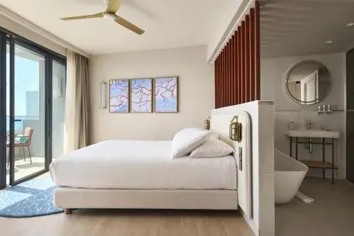 Marina Bay Suite with Sea View in Marina Baie des Anges Hôtel, Curio Collection By Hilton Marina Bay Suite with Sea View in Marina Baie des Anges Hôtel, Curio Collection By Hilton