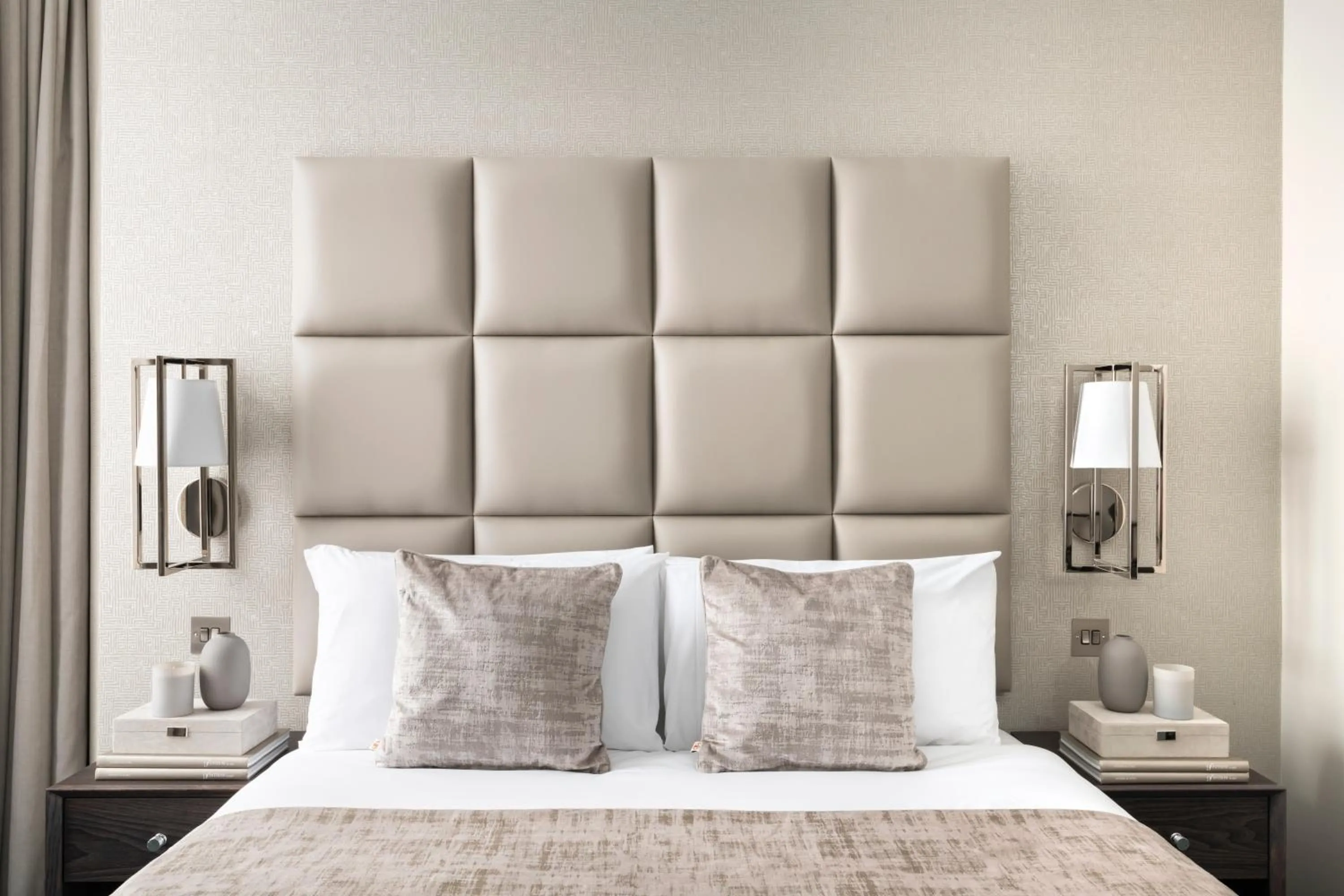 Bed in The Crescent Hyde Park