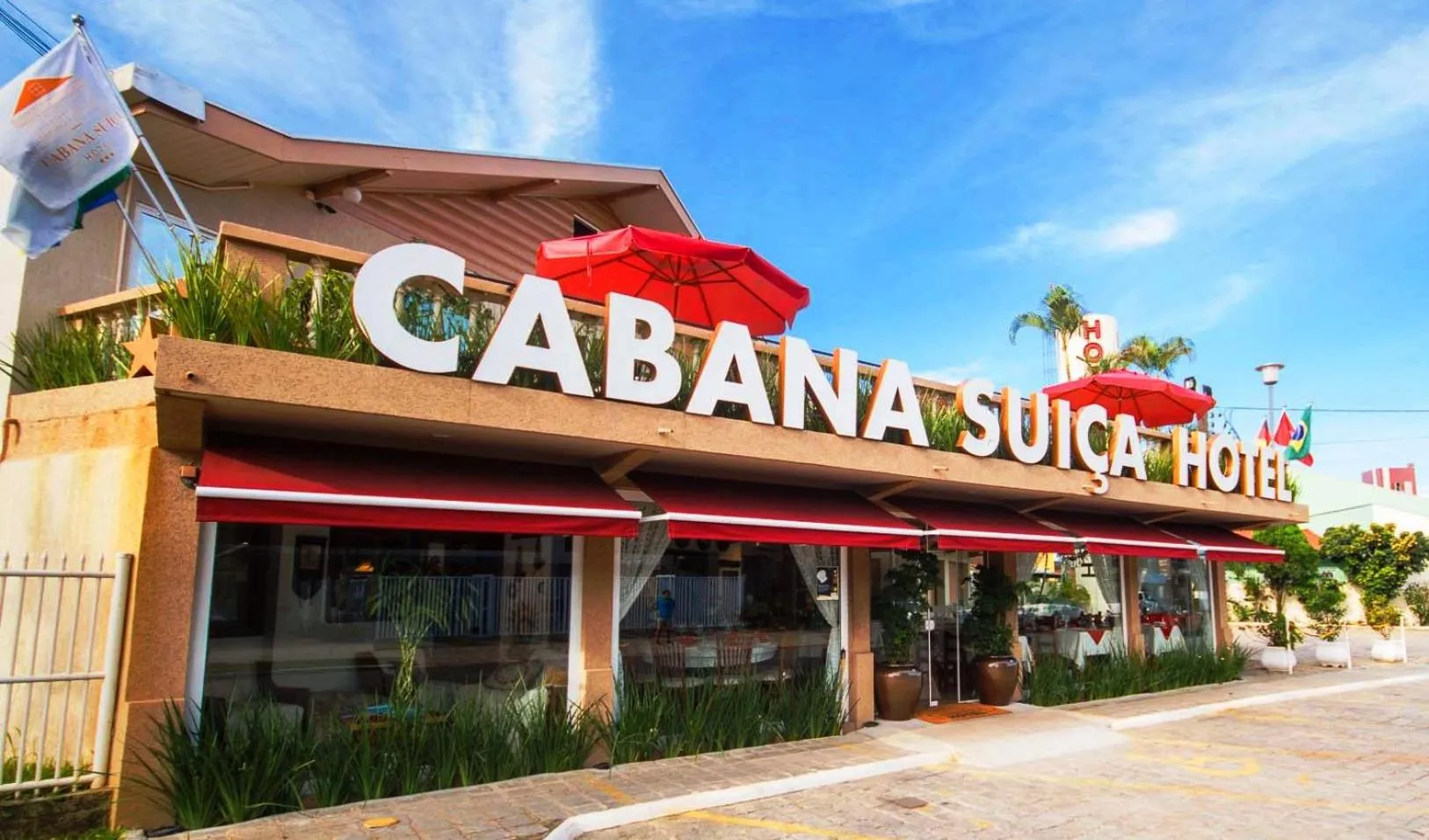 Facade/entrance in Hotel Cabana Suiça