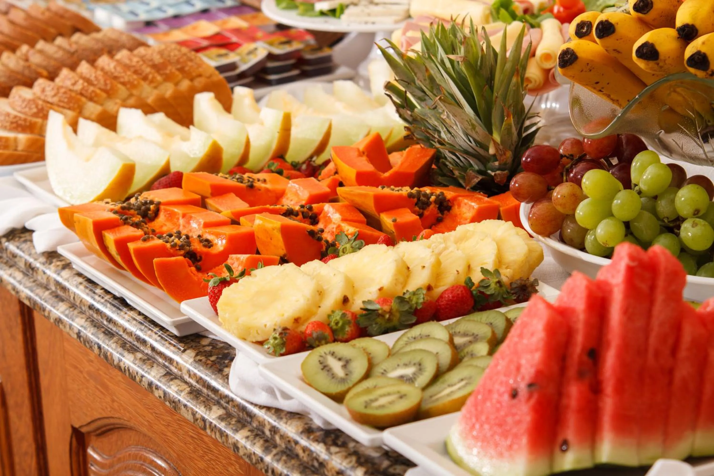 Buffet breakfast in Hotel Cabana Suiça