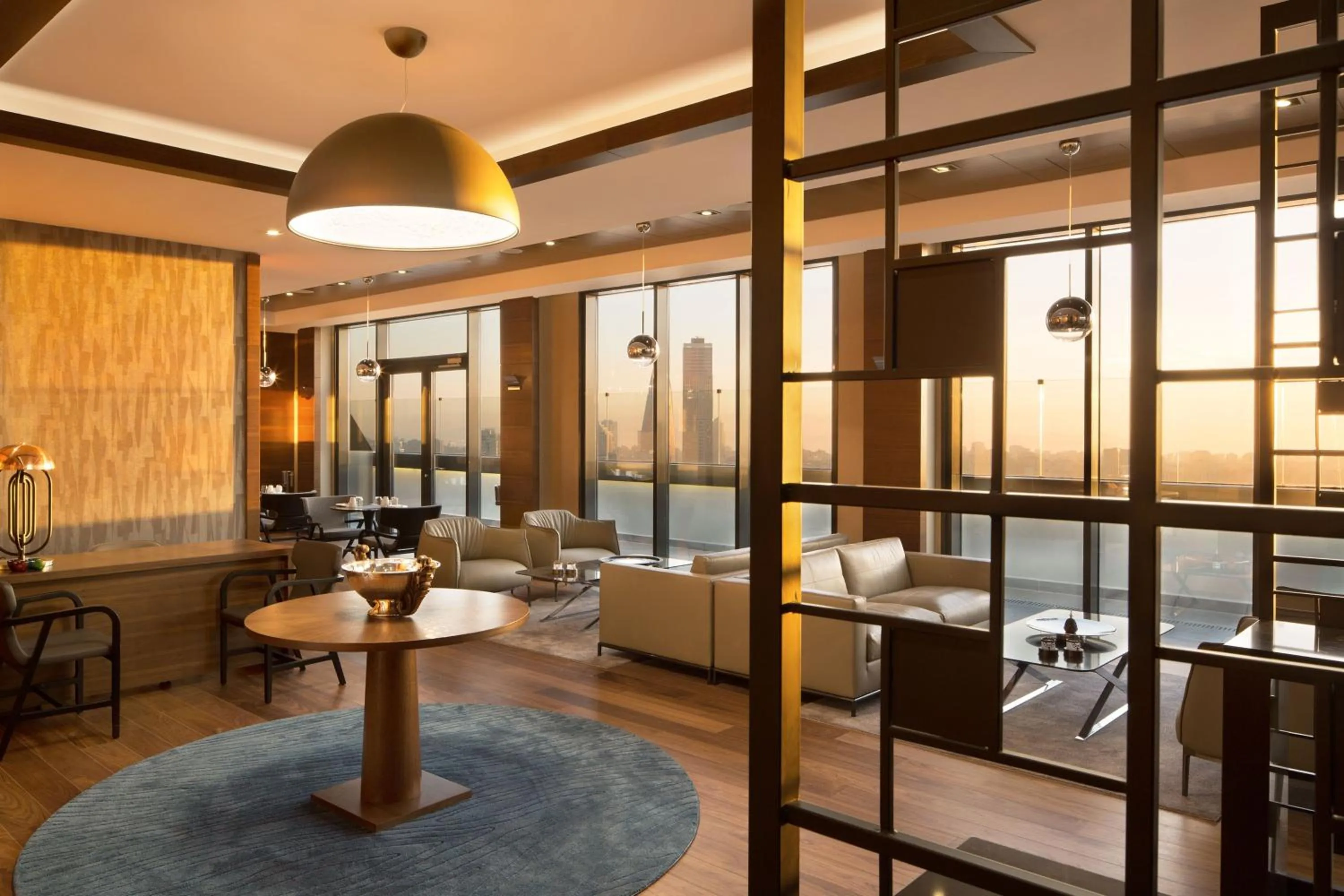 Lounge or bar in Sheraton Grand Istanbul Atasehir