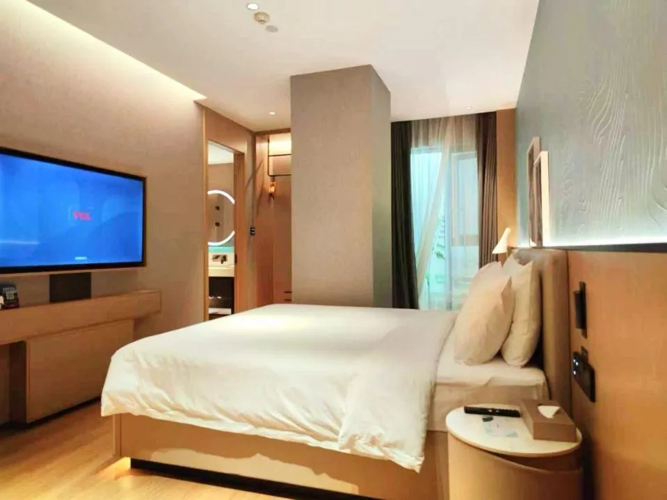 Country Inn & Suites by Radisson Hotel (Chongqing Jiefangbei Area Hong Ya Dong)