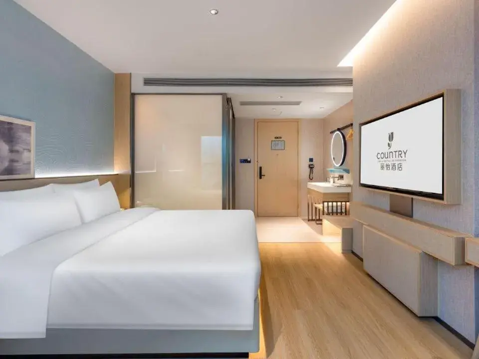 Standard Queen Room in Country Inn & Suites by Radisson Hotel (Chongqing Jiefangbei Area Hong Ya Dong) Standard Queen Room in Country Inn & Suites by Radisson Hotel (Chongqing Jiefangbei Area Hong Ya Dong)