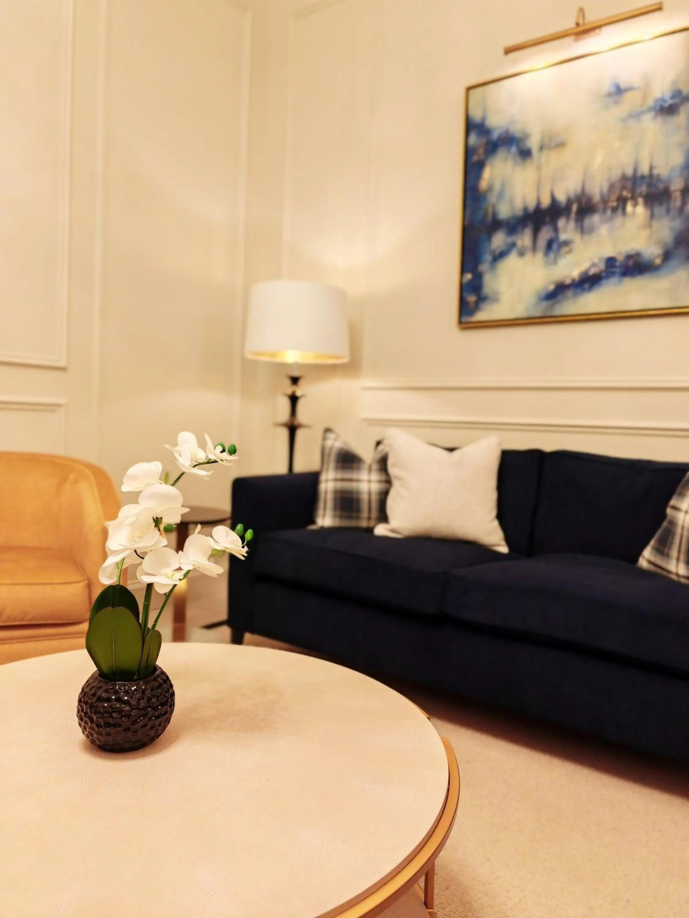 Lobby or reception in Frederick House Hotel