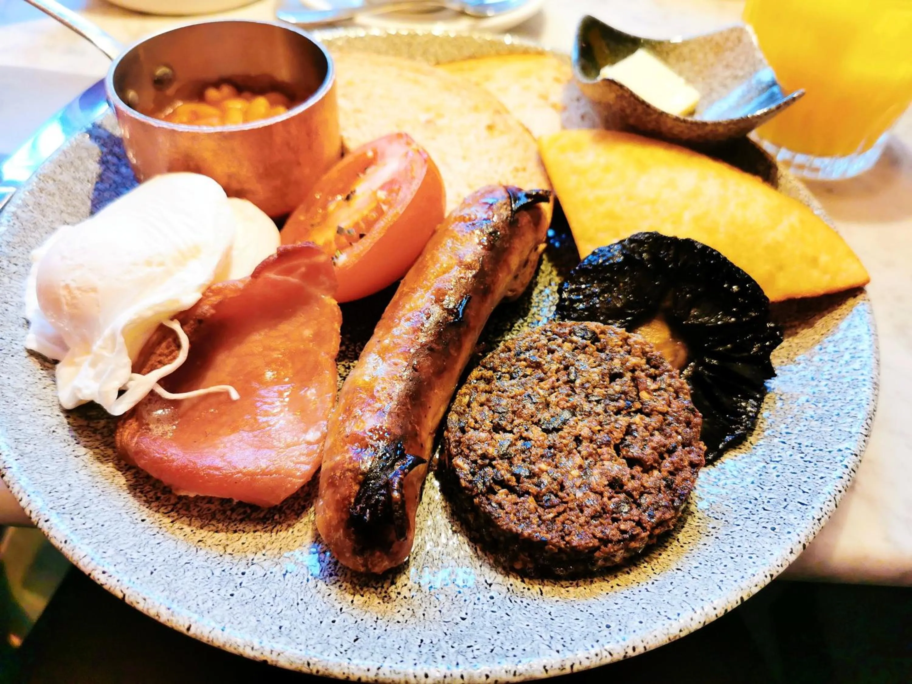 Breakfast in Frederick House Hotel