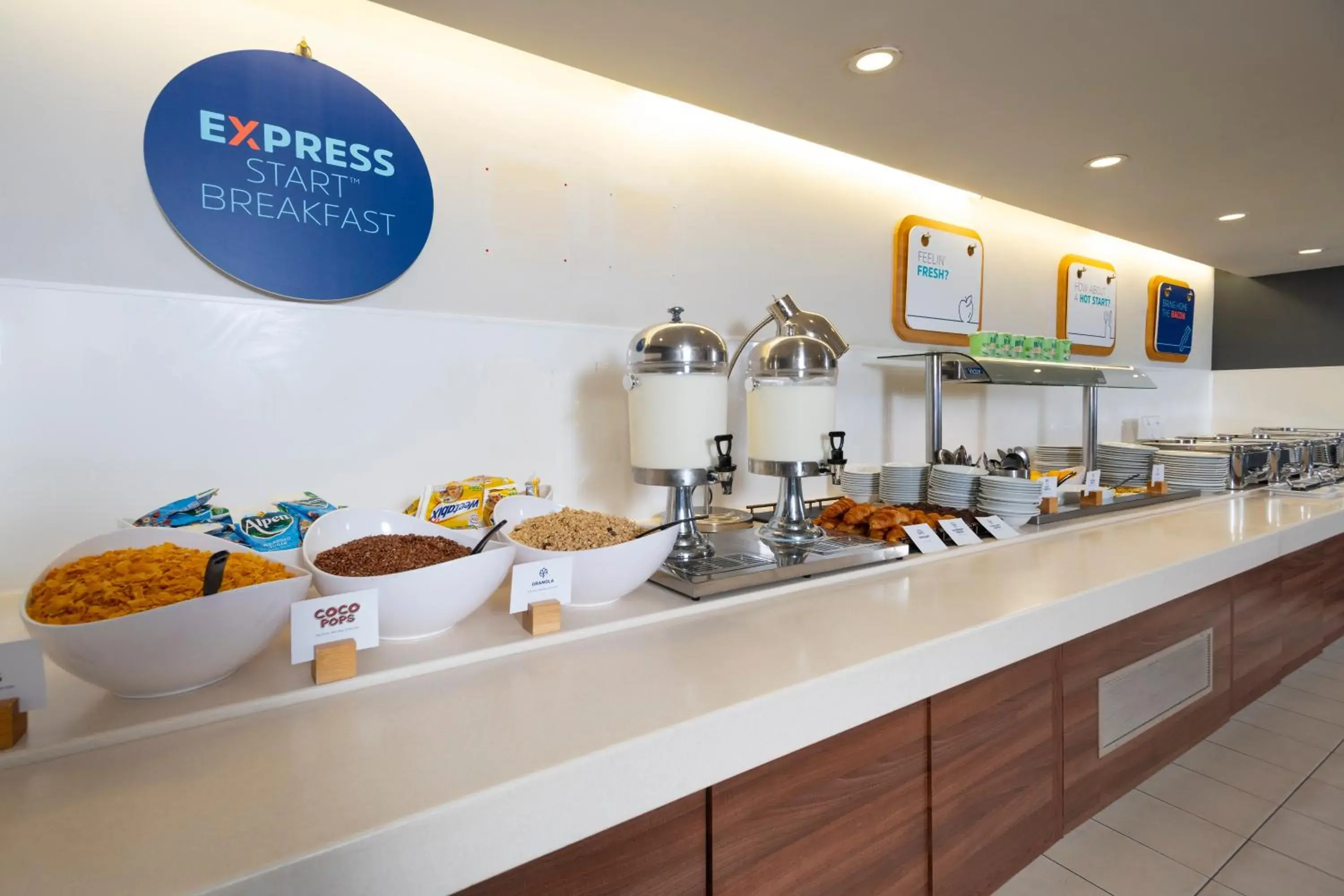 Breakfast in Holiday Inn Express Exeter East by IHG Breakfast in Holiday Inn Express Exeter East by IHG