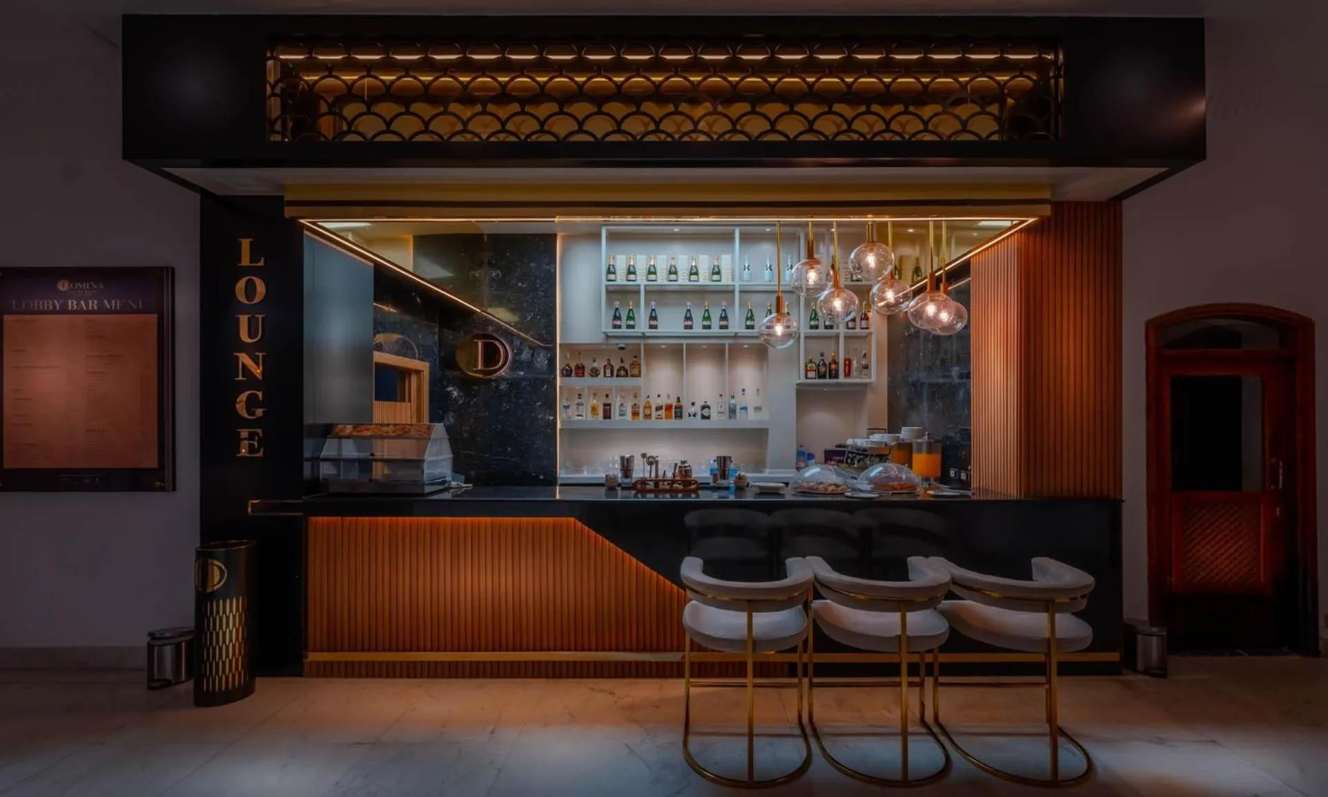 Lounge or bar in Domina Coral Bay Resort, Diving , Spa & Casino