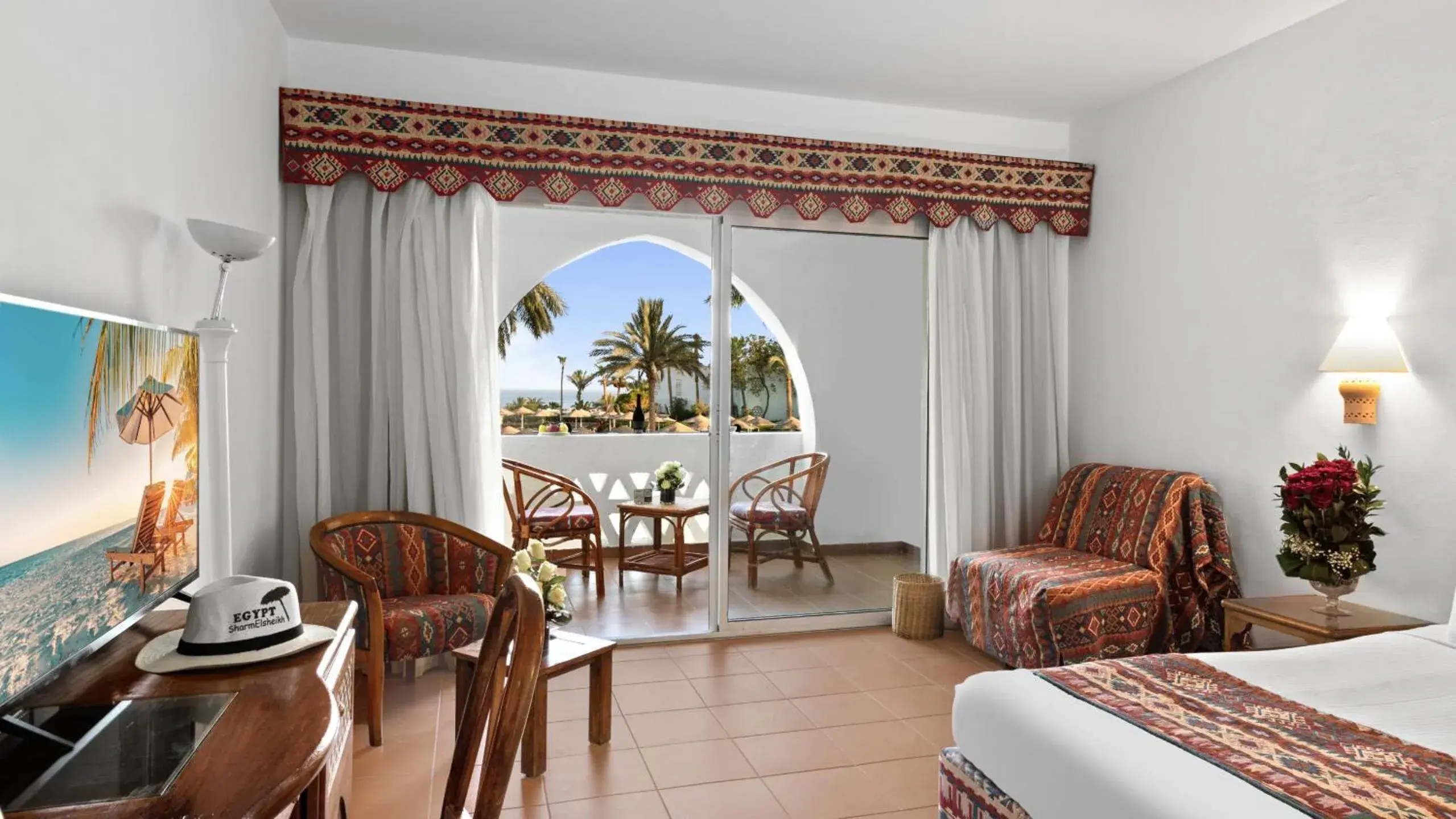 Bedroom, Bed in Domina Coral Bay Resort, Diving , Spa & Casino Bedroom, Bed in Domina Coral Bay Resort, Diving , Spa & Casino