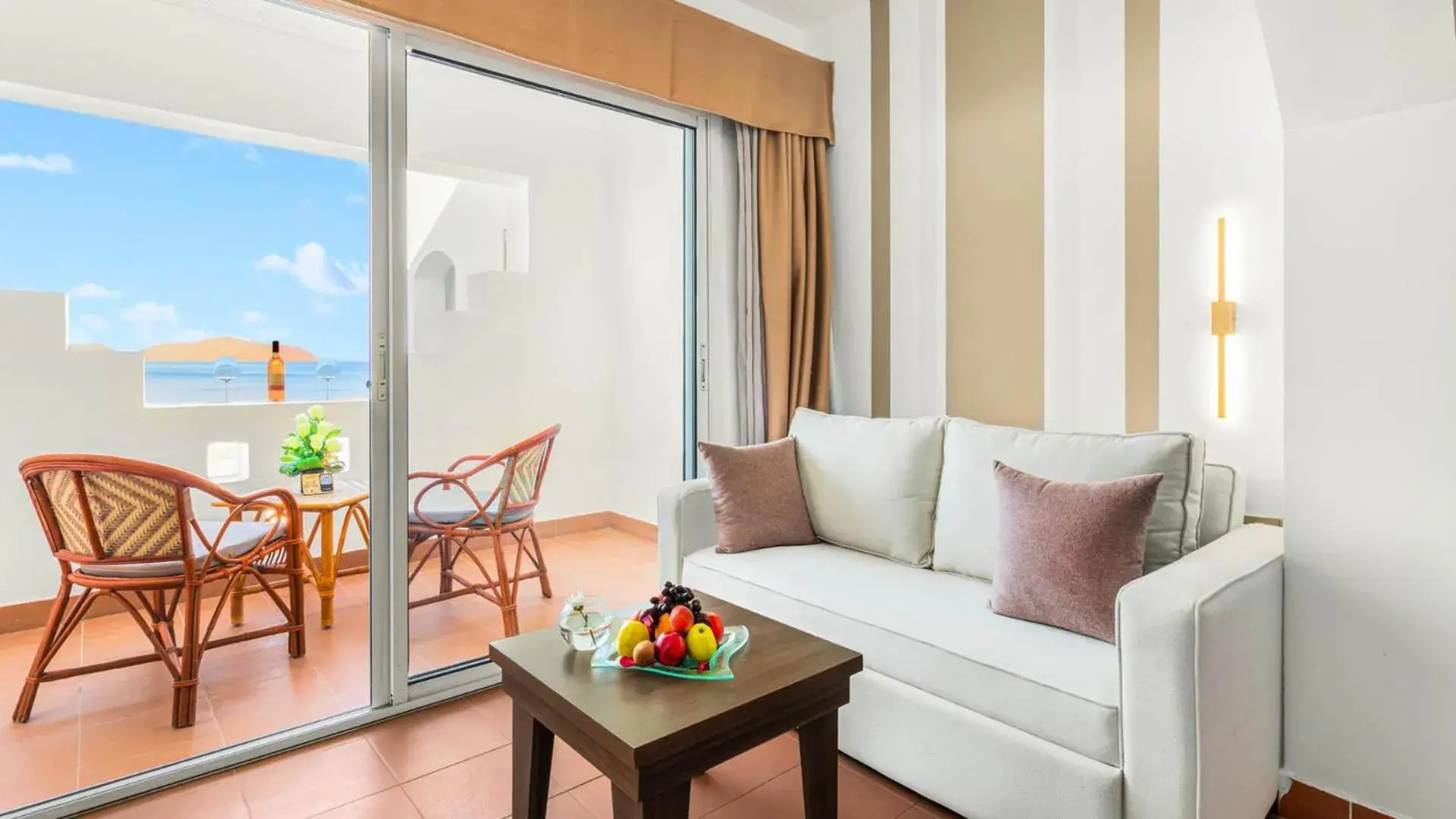 Photo of the whole room in Domina Coral Bay Resort, Diving , Spa & Casino Photo of the whole room in Domina Coral Bay Resort, Diving , Spa & Casino