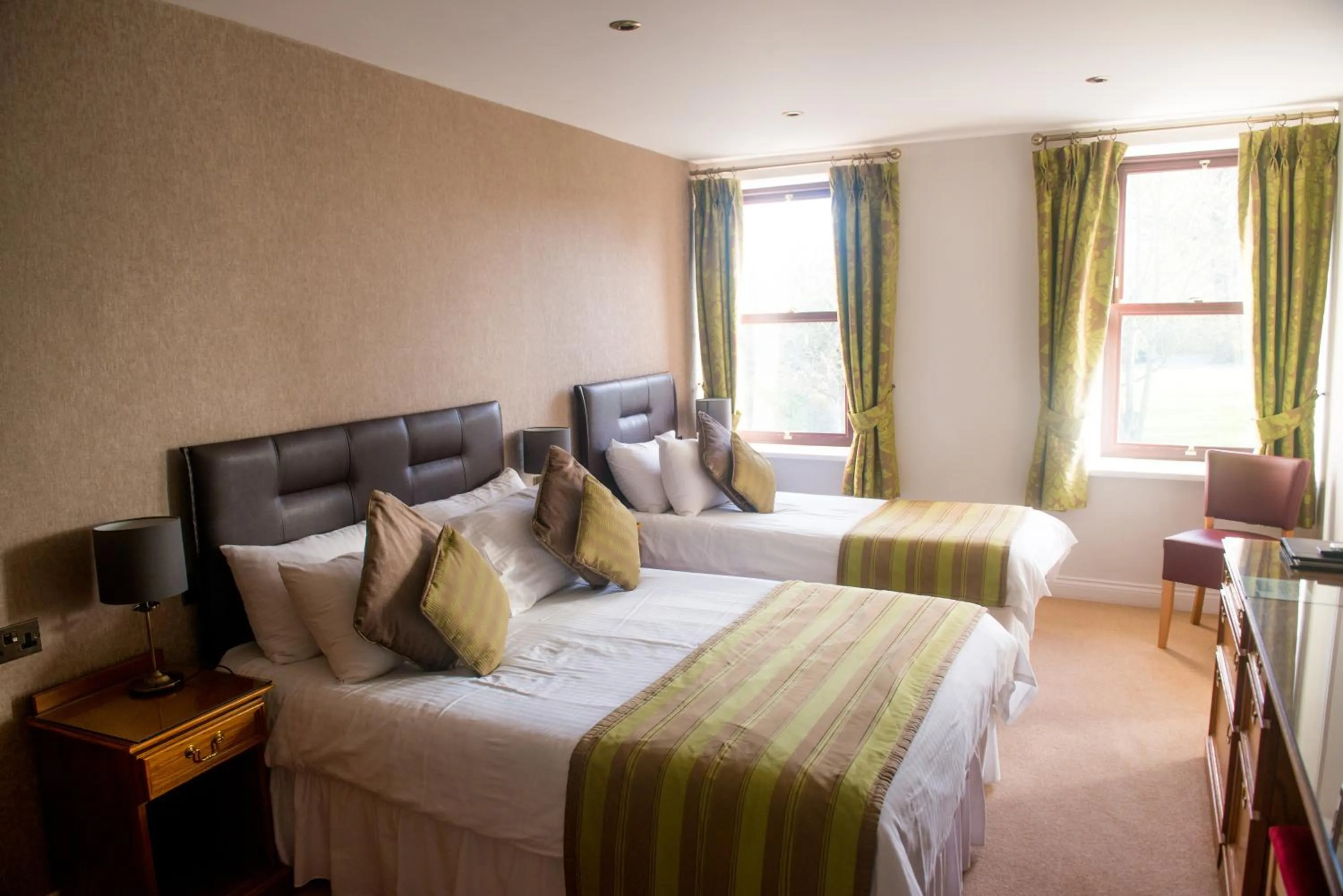 Bedroom, Bed in Le Friquet Hotel