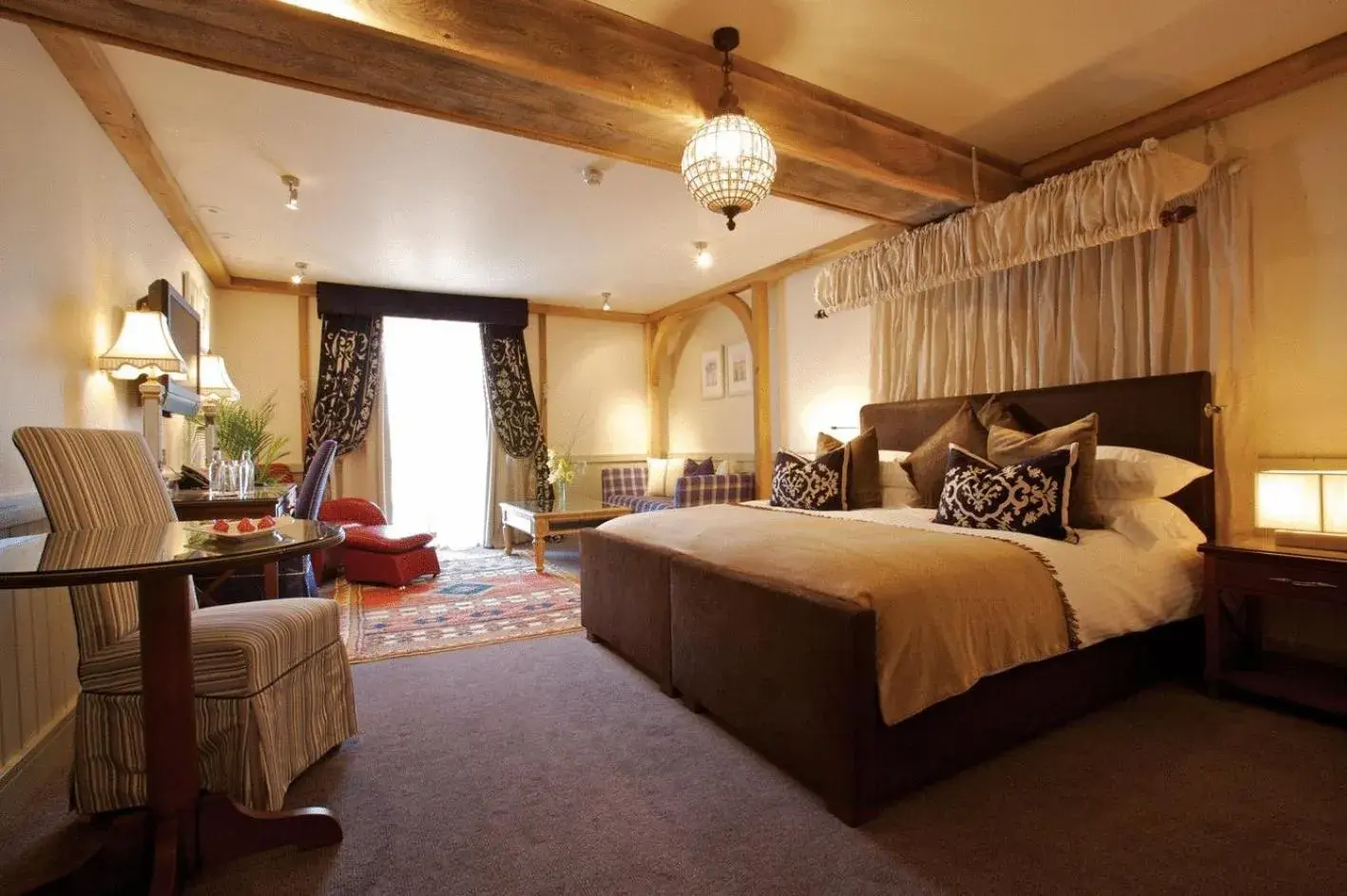 Photo of the whole room, Bed in The Farmhouse Hotel and Restaurant Photo of the whole room, Bed in The Farmhouse Hotel and Restaurant