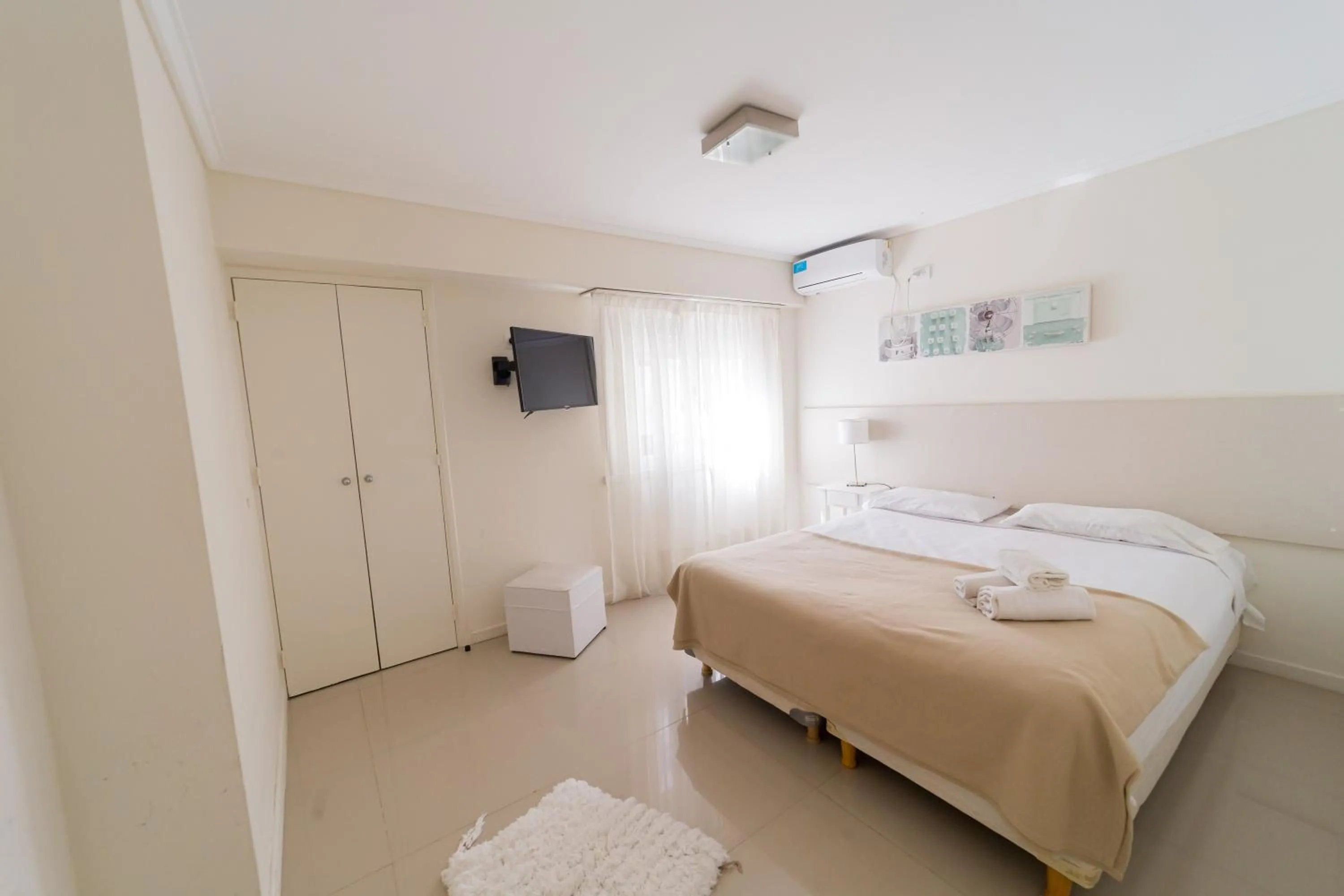 Photo of the whole room, Bed in Hotel Acqua