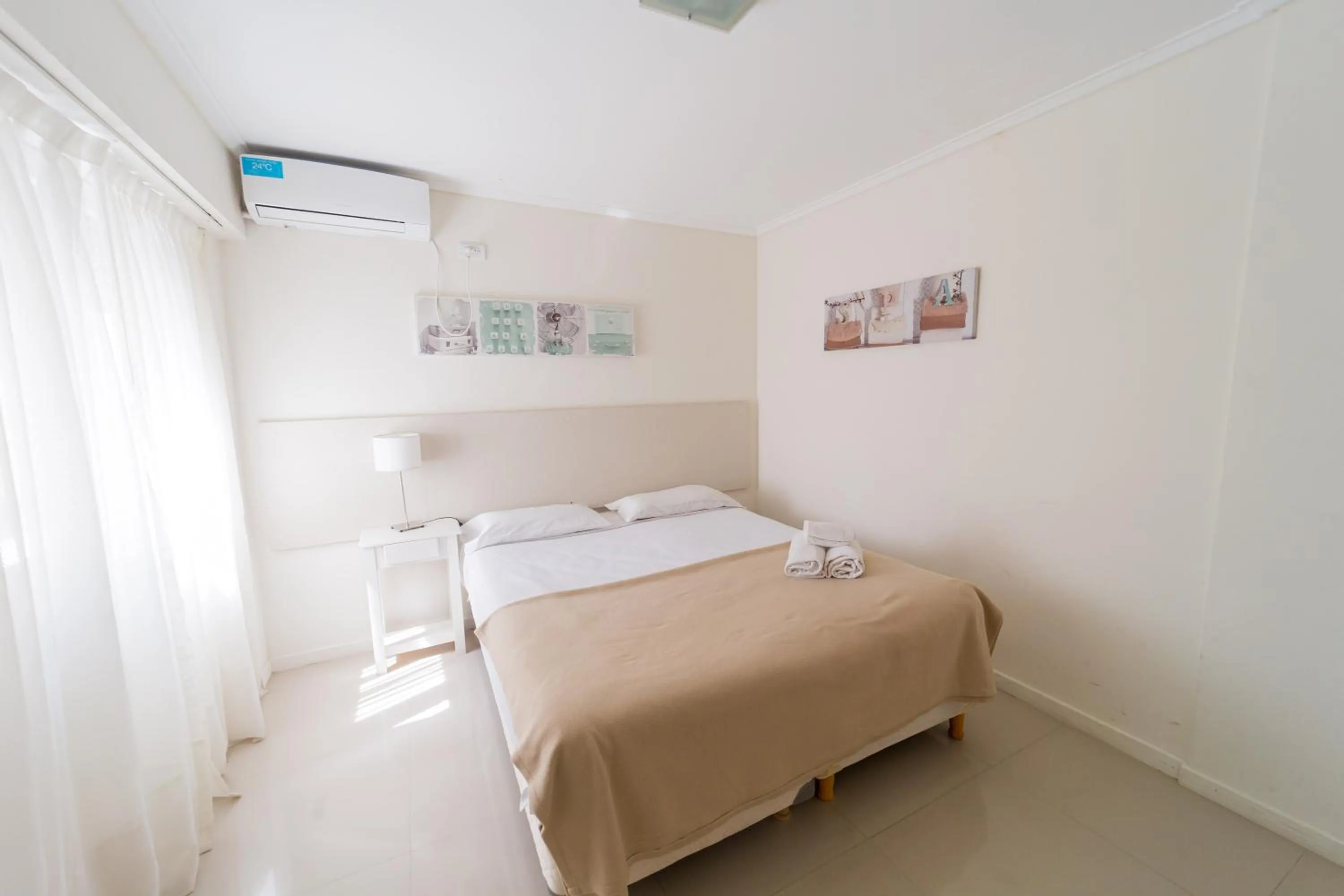 Photo of the whole room, Bed in Hotel Acqua