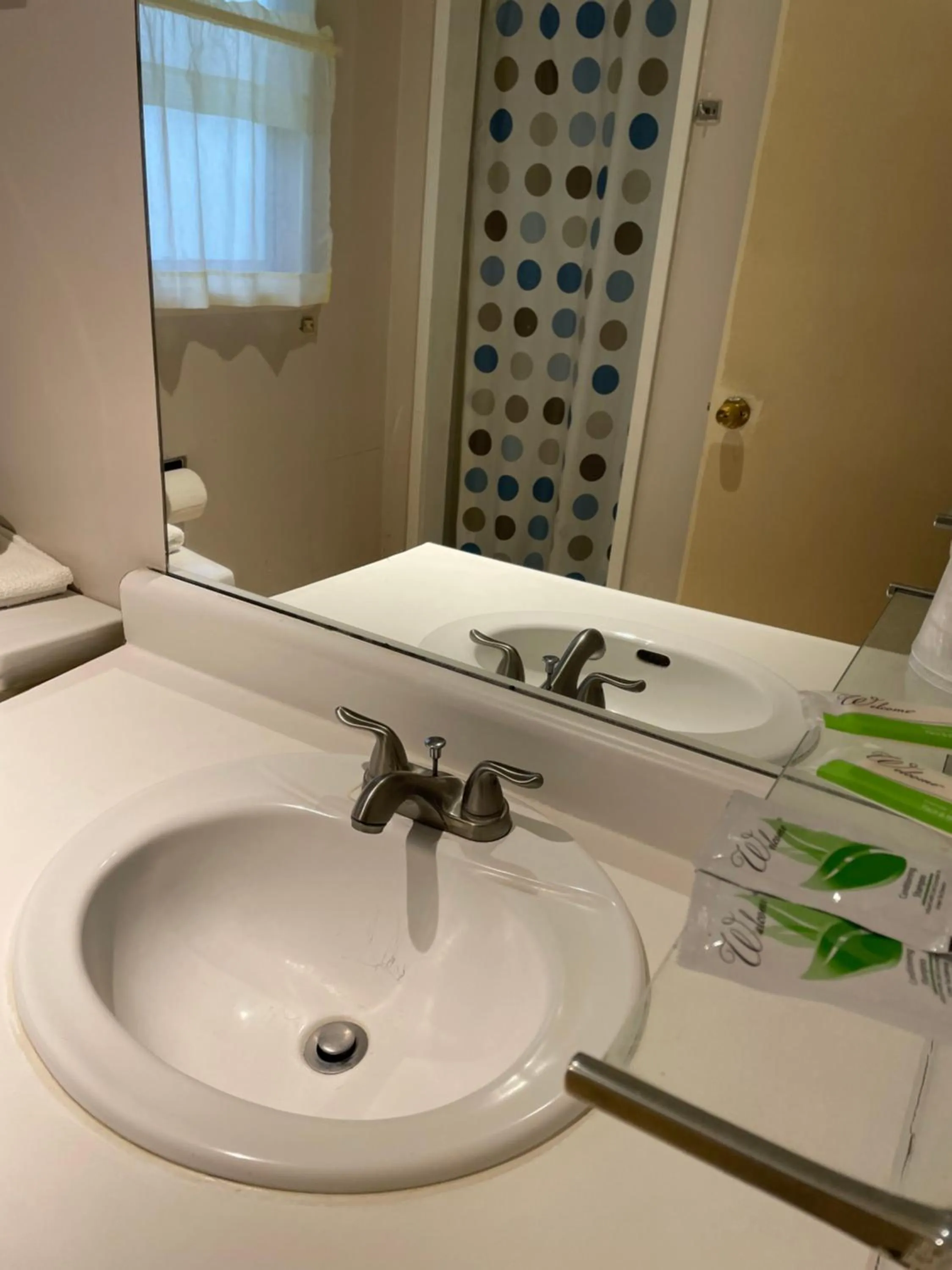 Bathroom in Red Bluff Inn